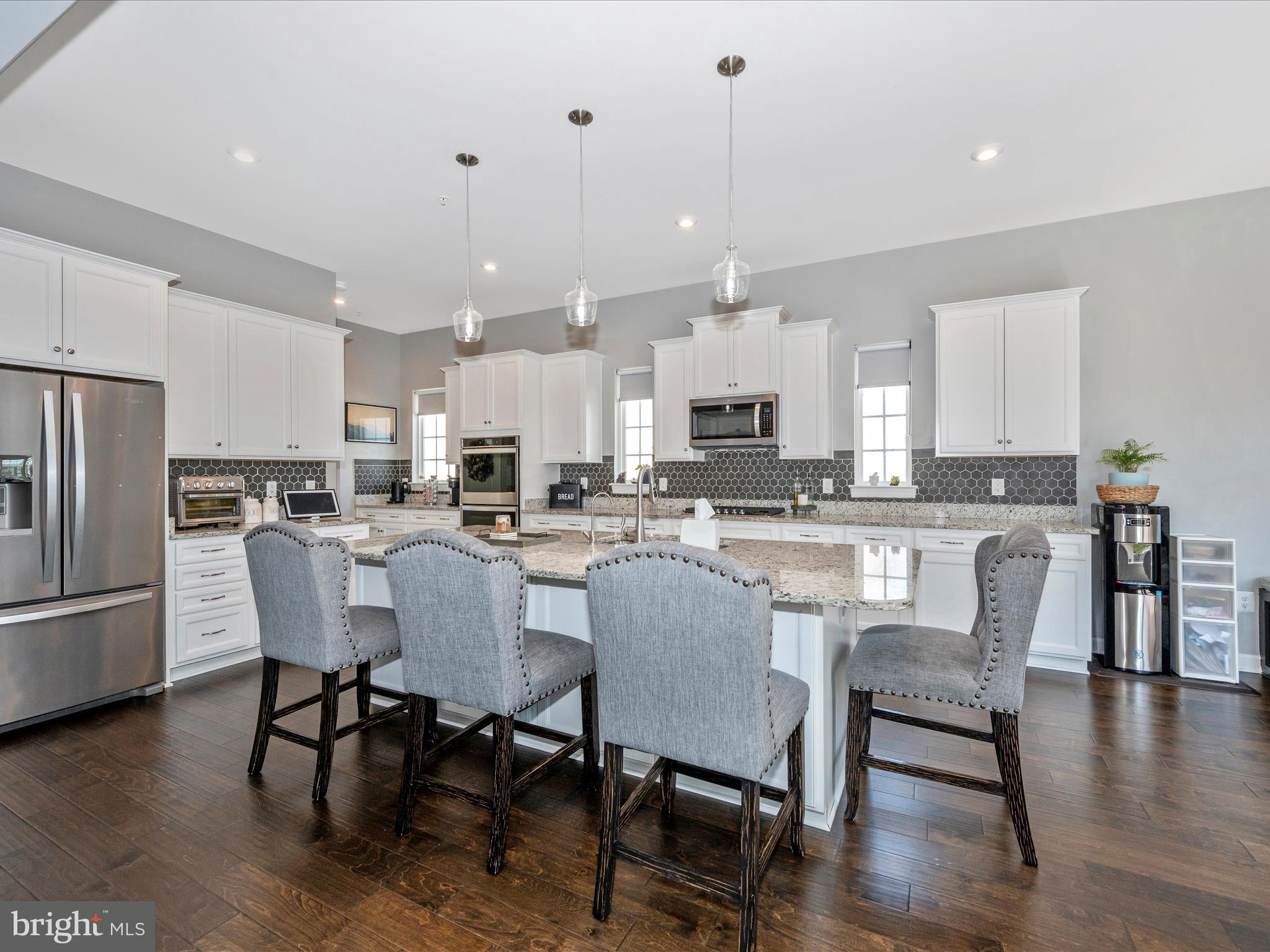 TALLYN RIDGE - Residential