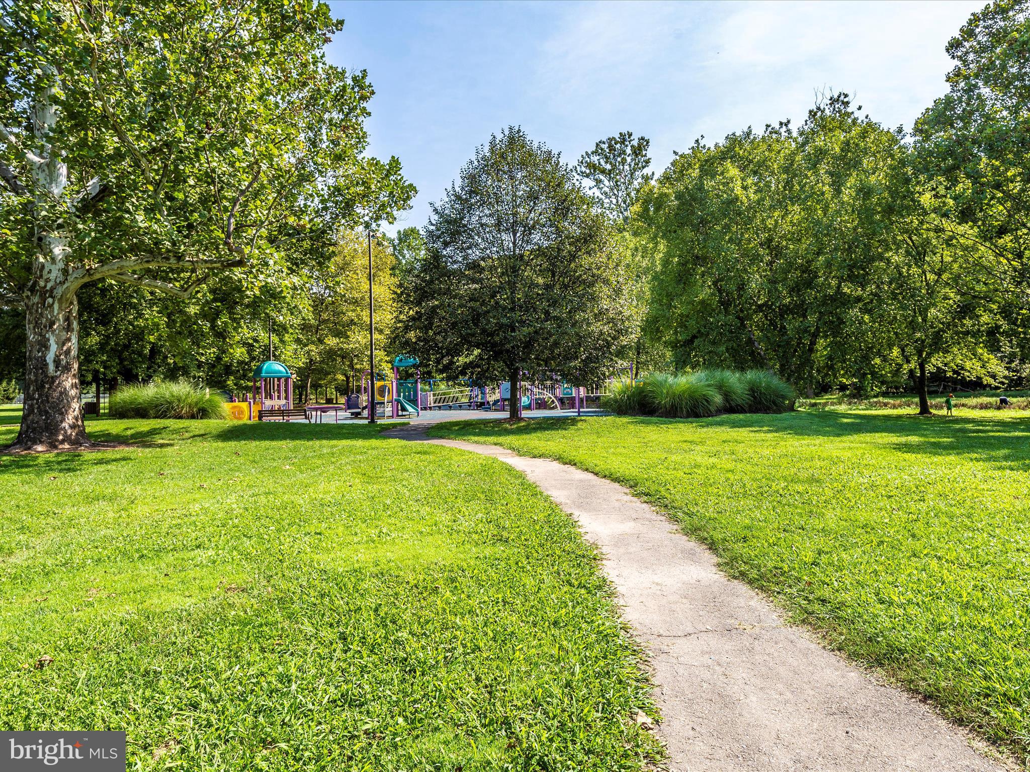 TALLYN RIDGE - Residential