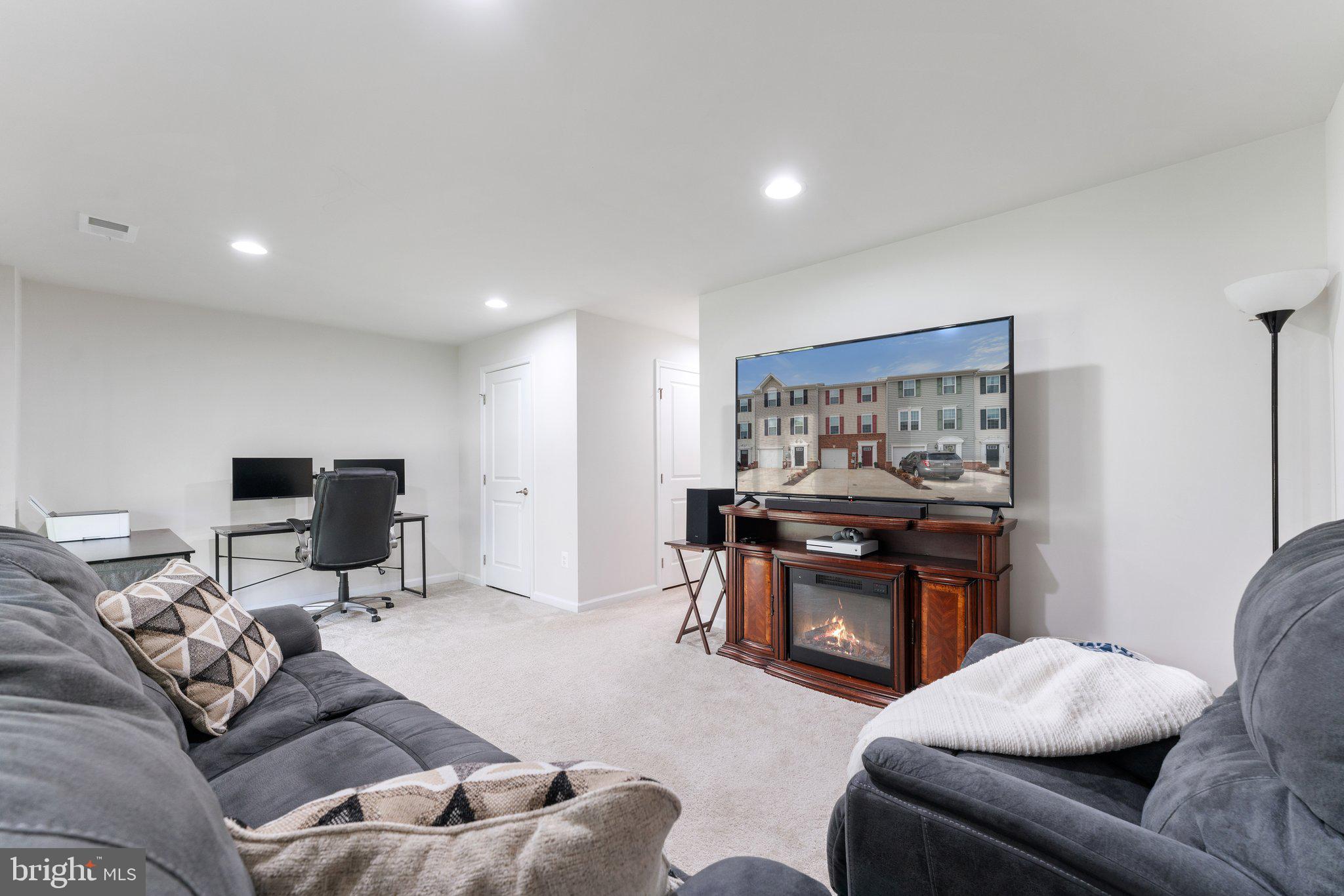 WAVERLY STATION - Residential