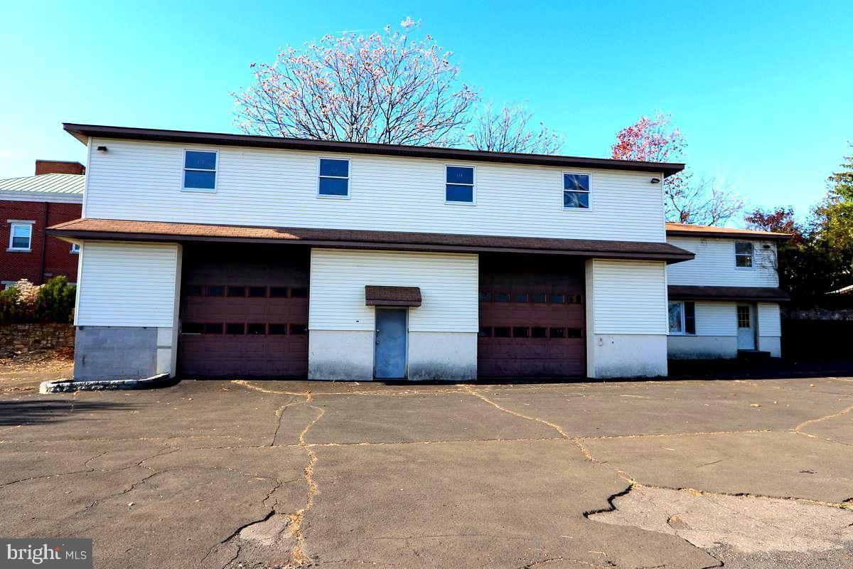 657 RED LION ROAD