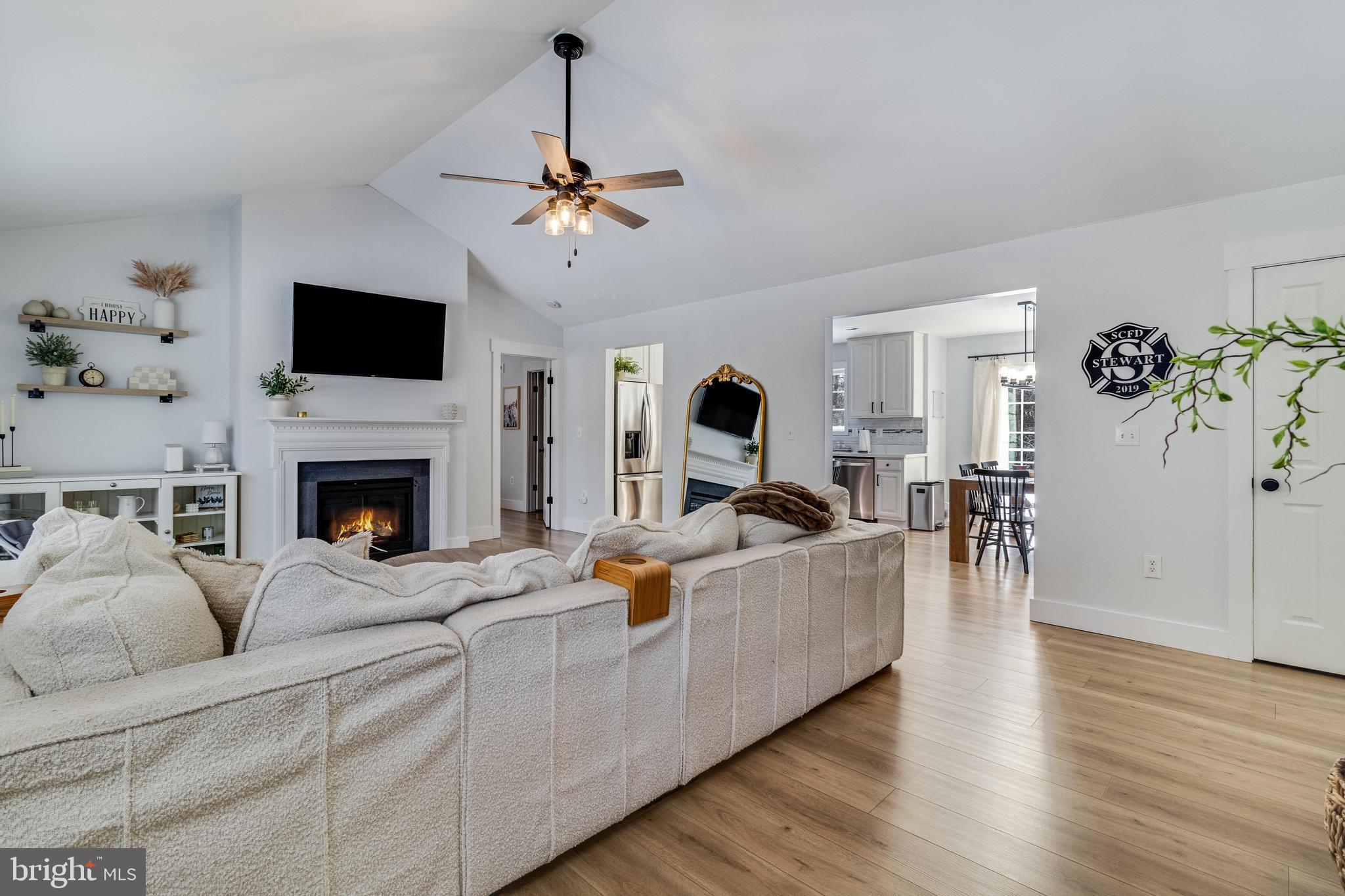 PUEBLO ESTATES - Residential