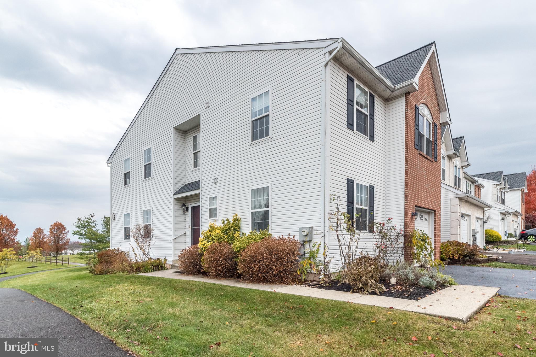 SUMMER LEA - Residential