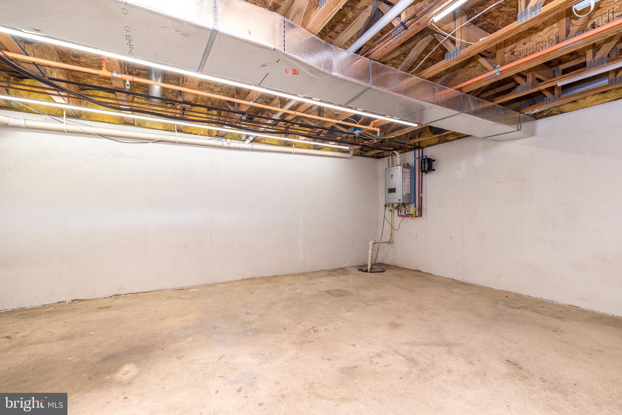 SUMMER LEA - Residential