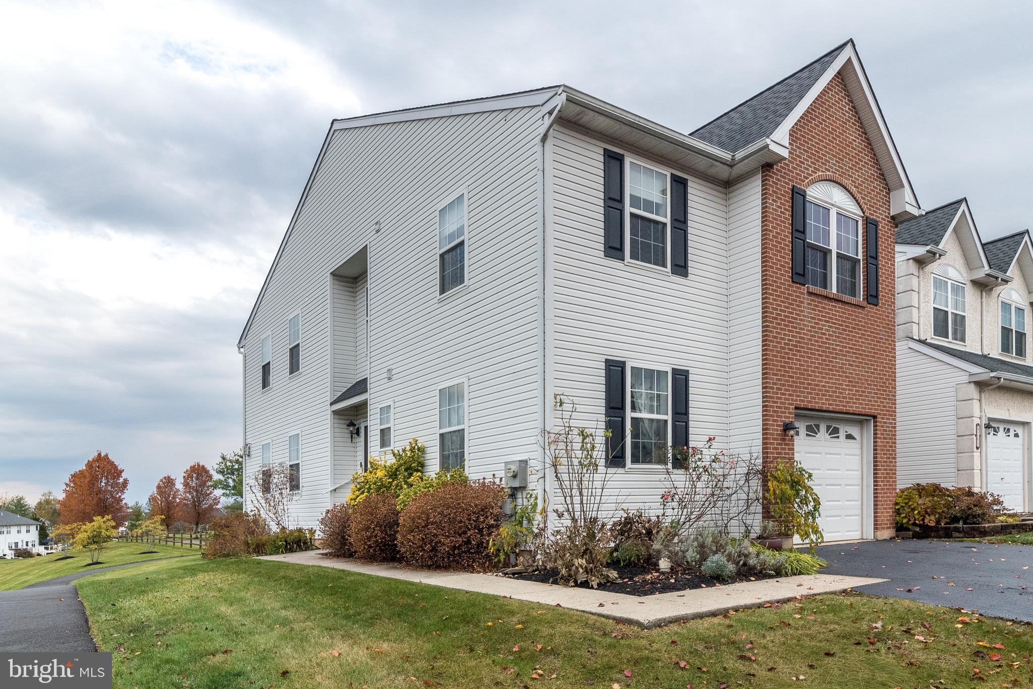 SUMMER LEA - Residential