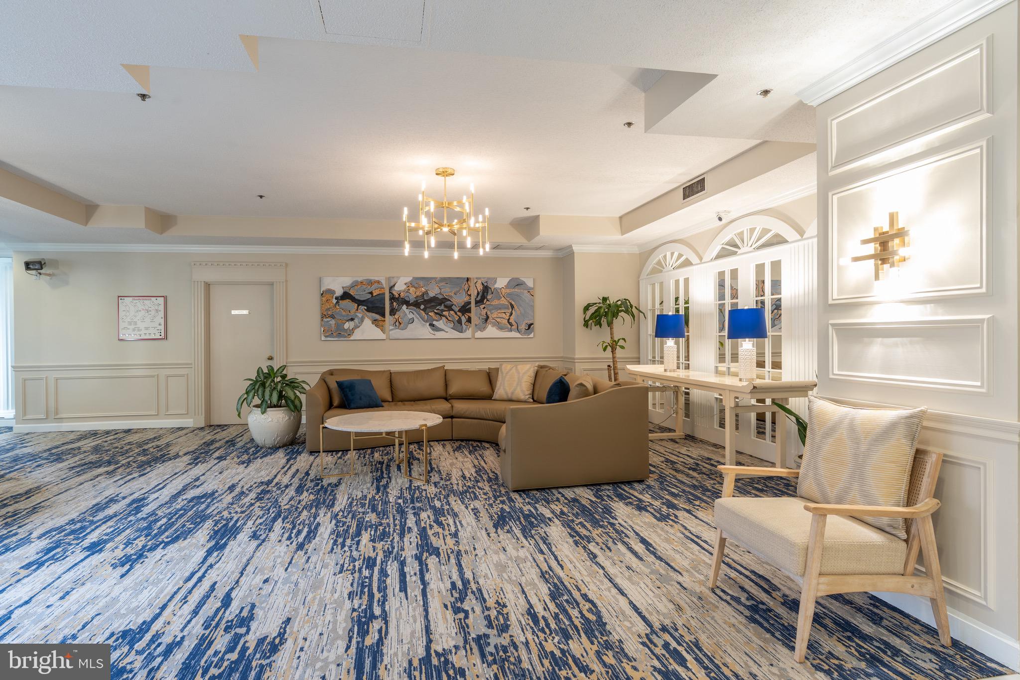 LEISURE WORLD - Residential