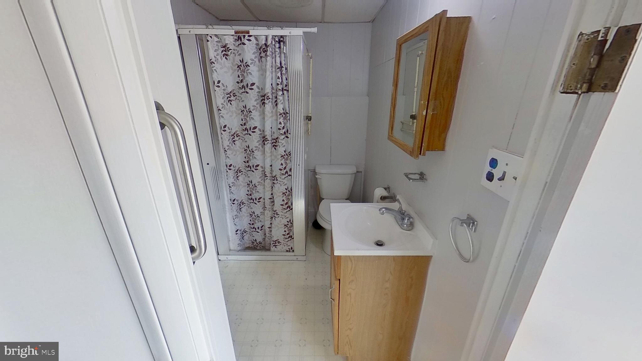 13380 CROSS ROADS AVENUE