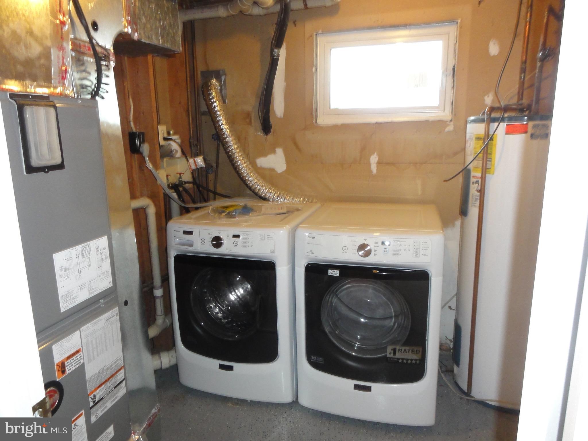 DALE CITY - Residential Lease