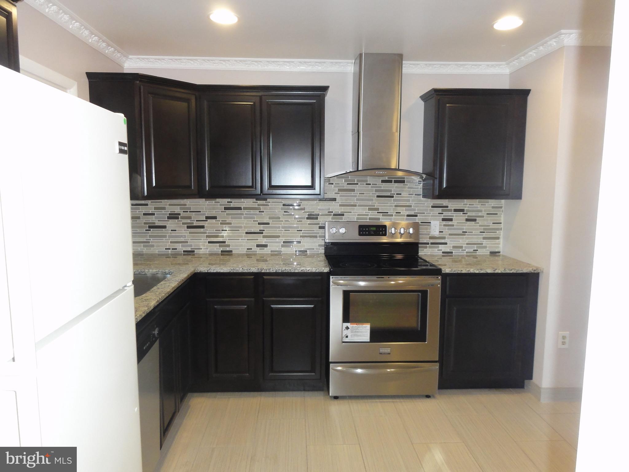 DALE CITY - Residential Lease