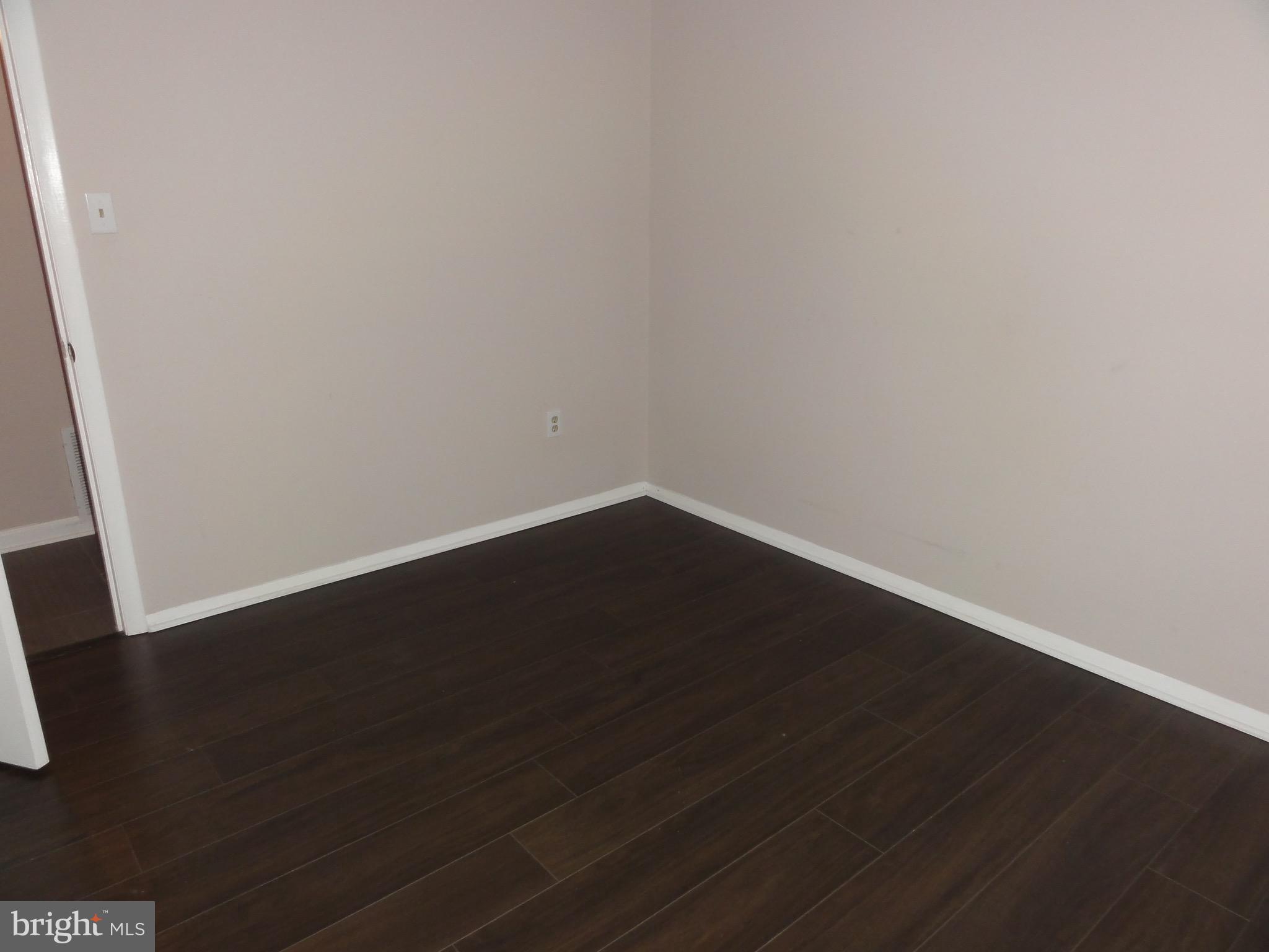 DALE CITY - Residential Lease