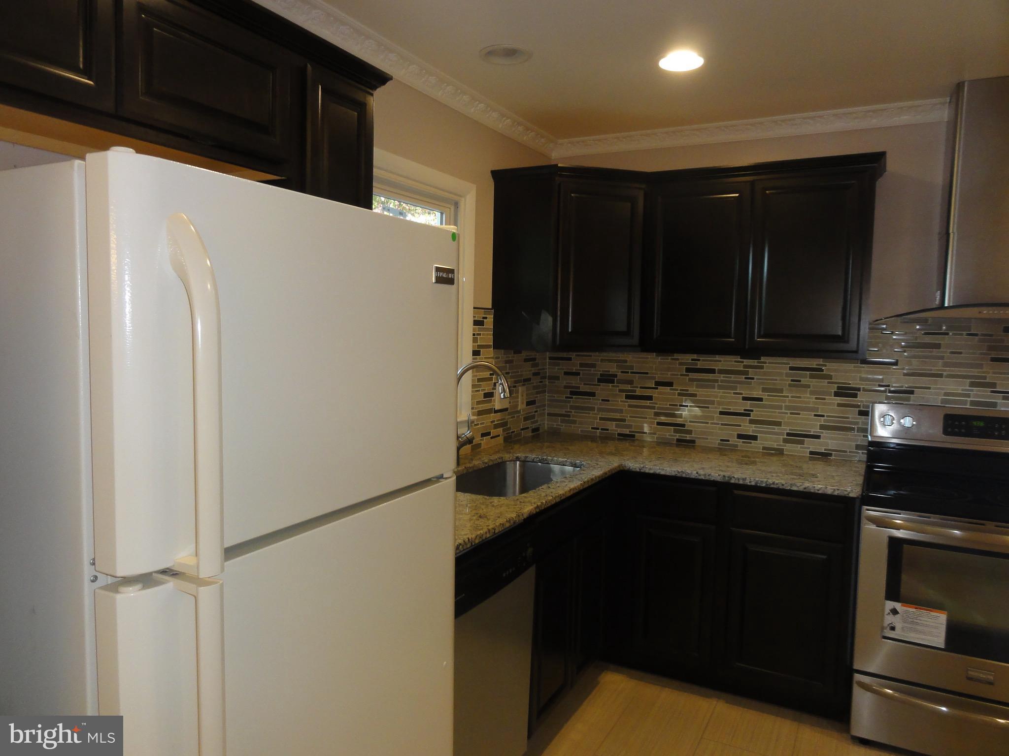 DALE CITY - Residential Lease