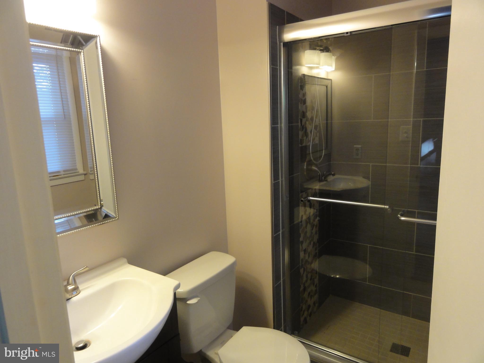 DALE CITY - Residential Lease