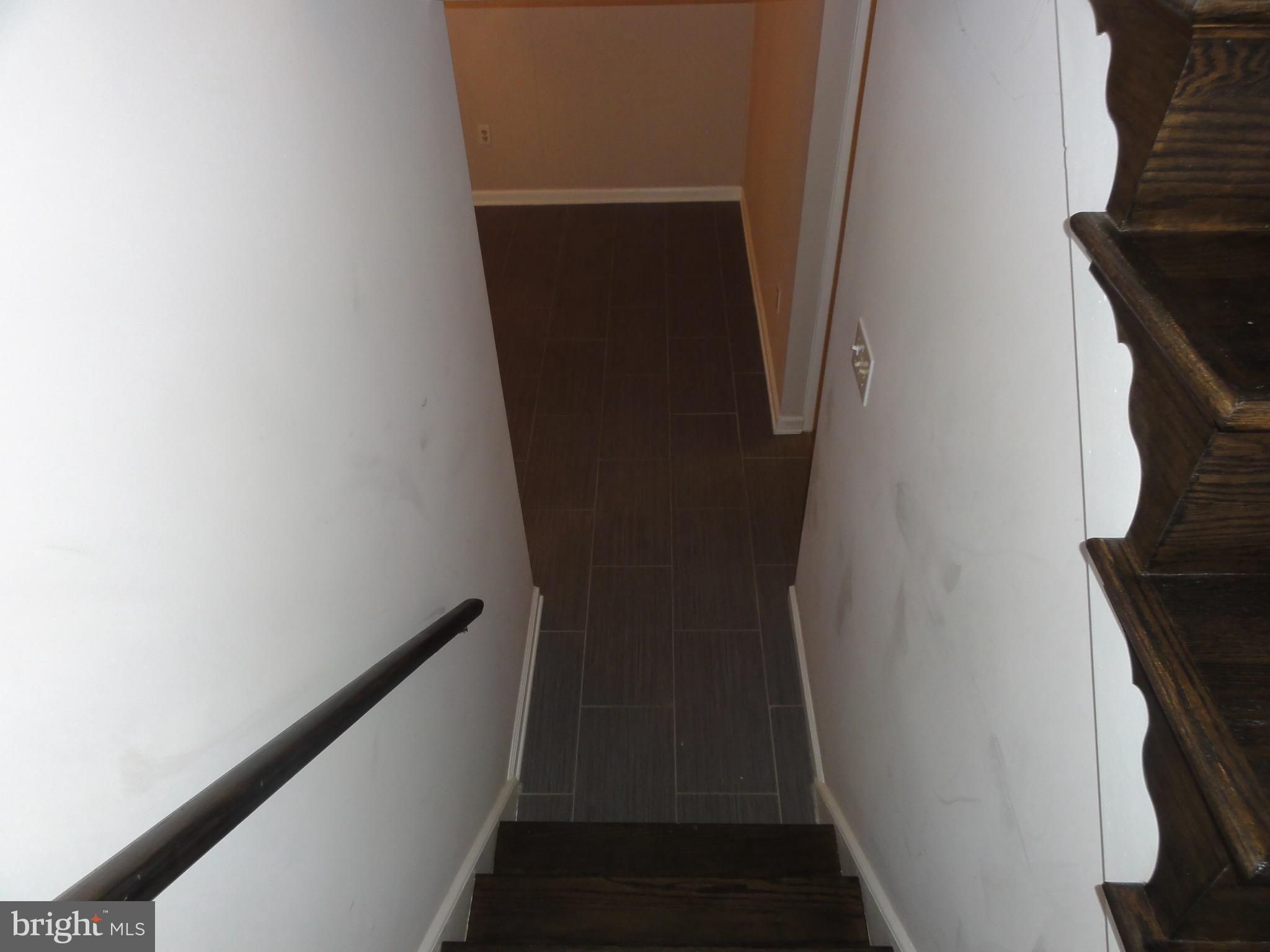 DALE CITY - Residential Lease