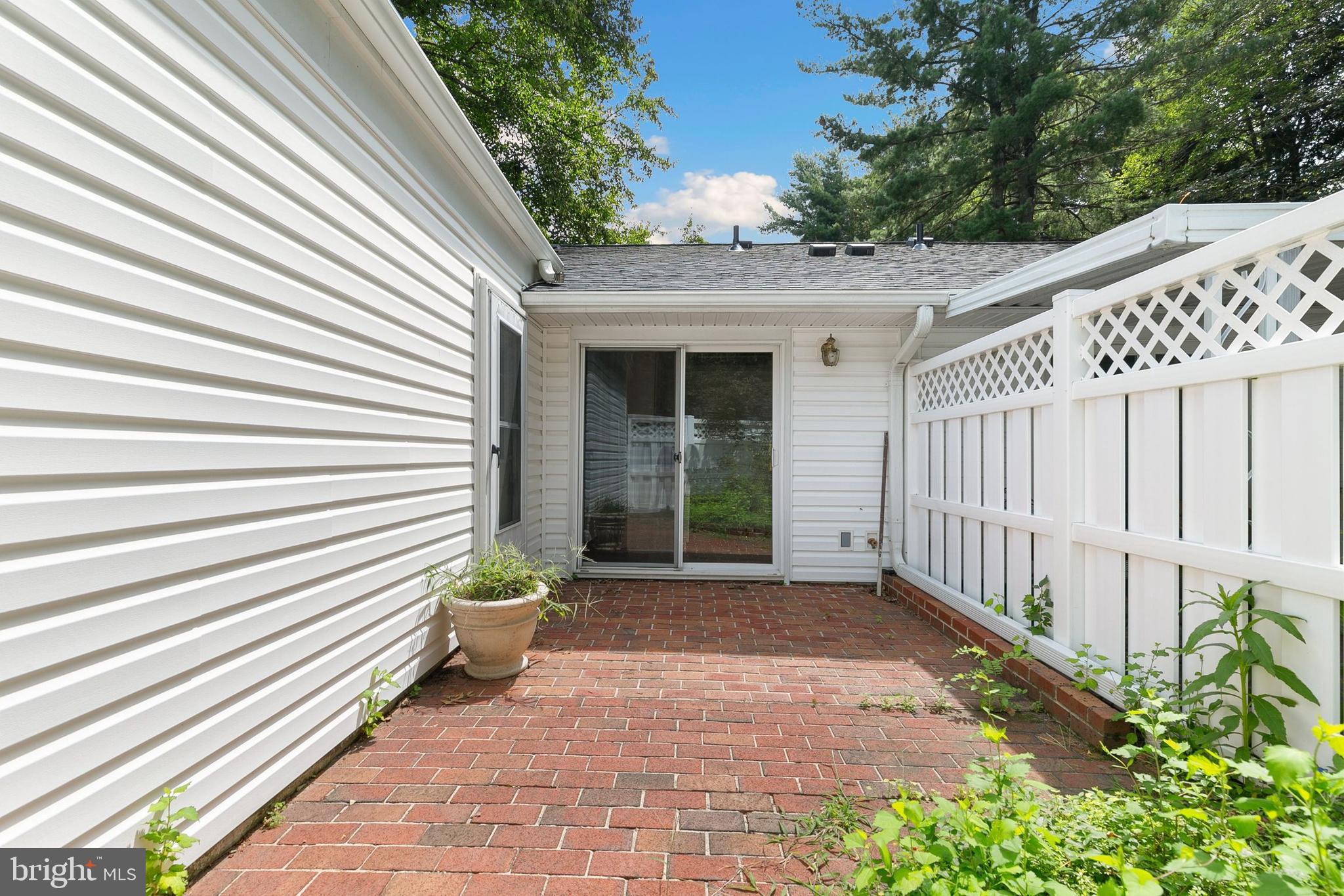 ROSSMOOR MUTUAL #9 - Residential