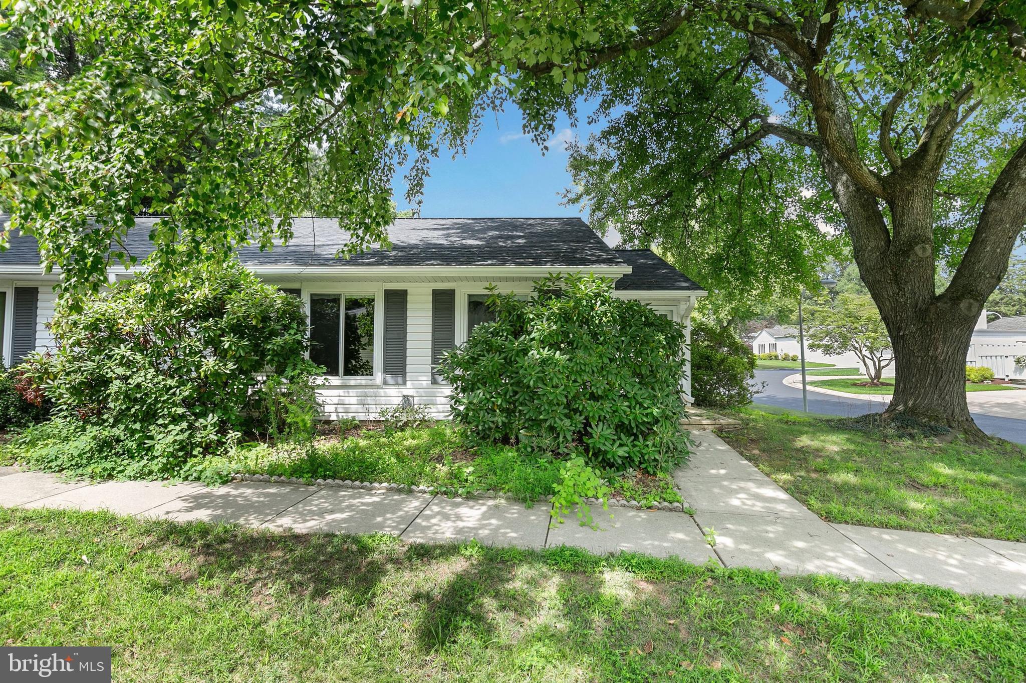 ROSSMOOR MUTUAL #9 - Residential