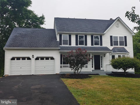 Homes For Sale - 124 Horseshoe Lane<br/> NORTH WALES, PA 19454