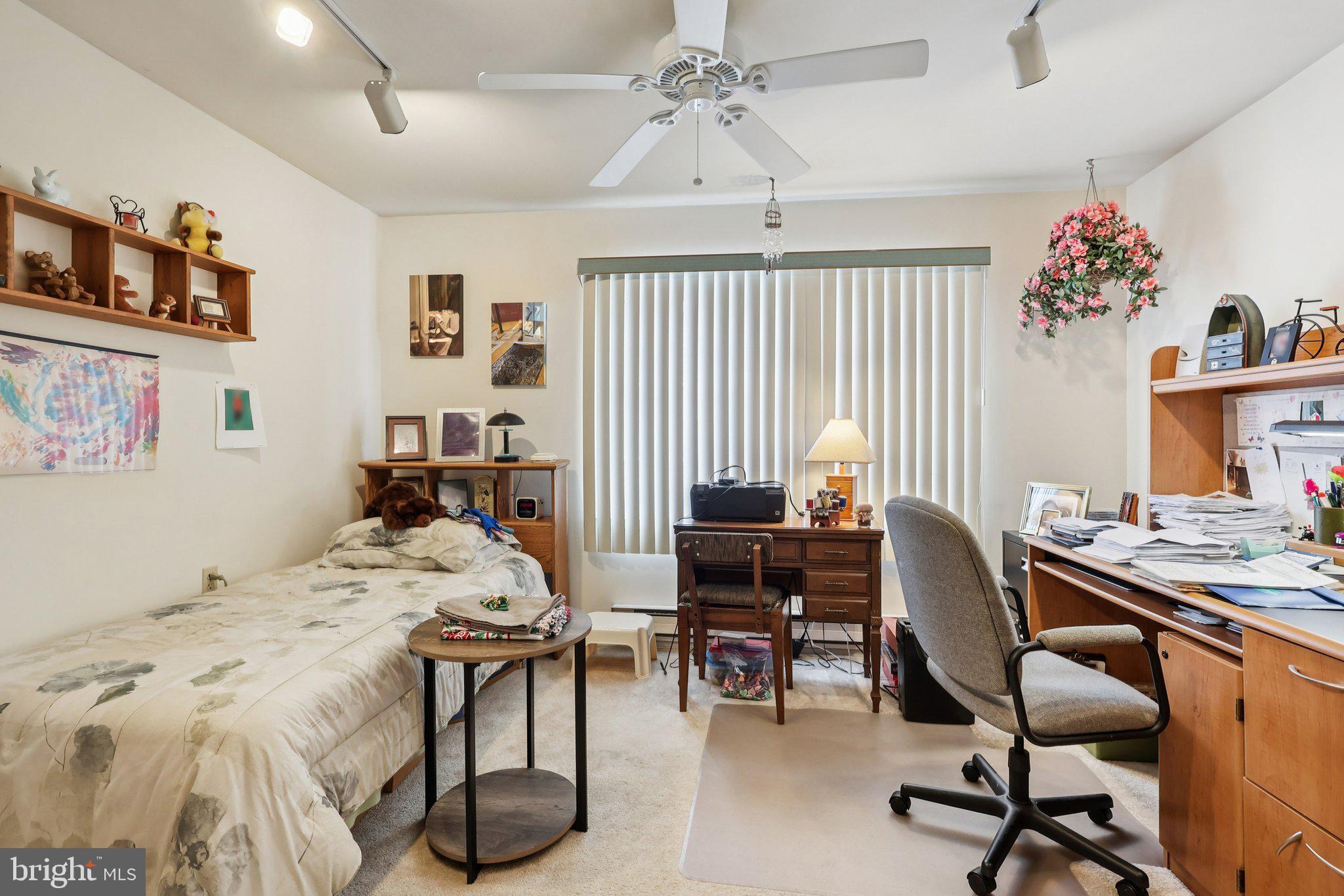 LEISURETOWNE - Residential