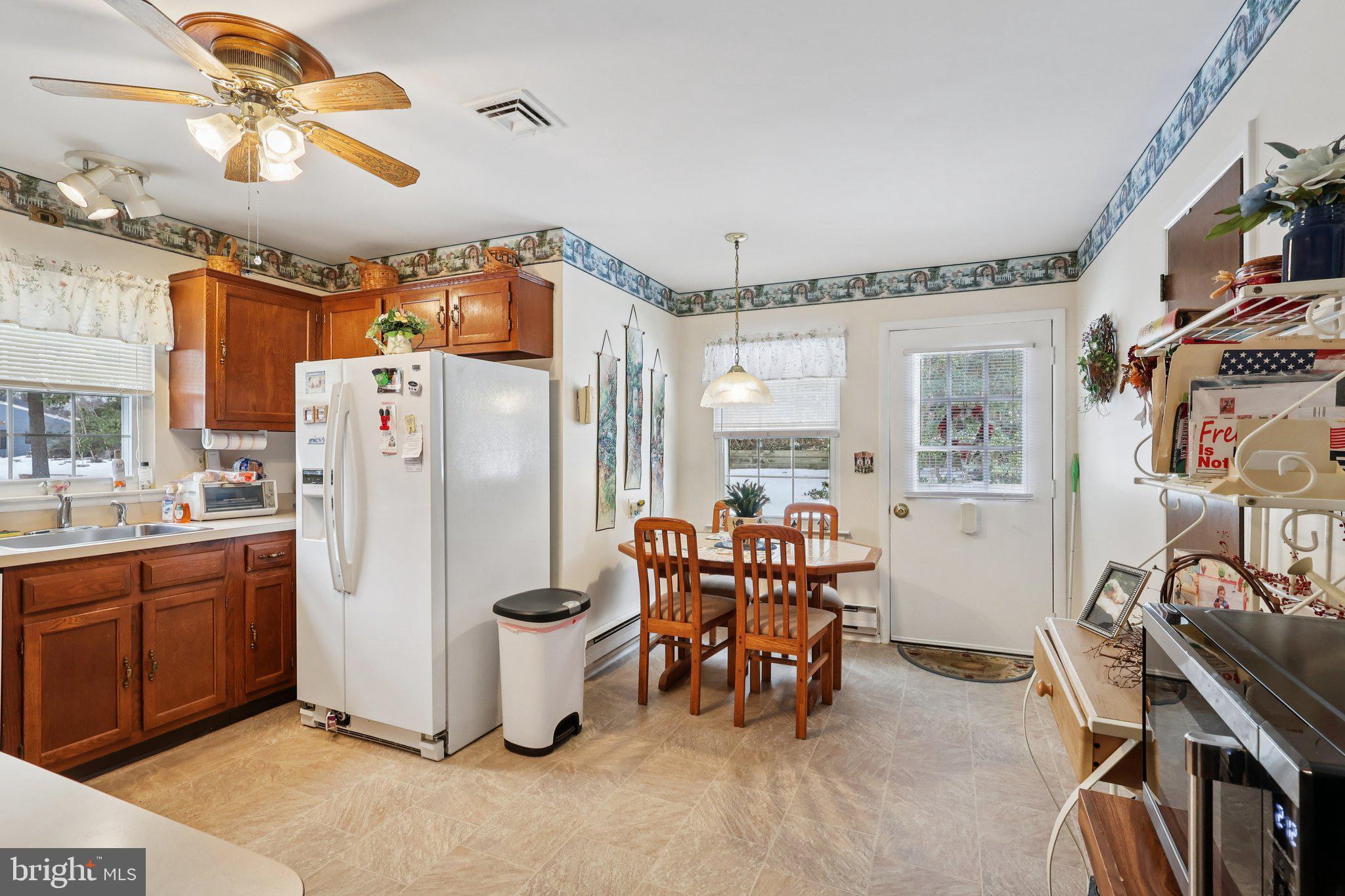 LEISURETOWNE - Residential