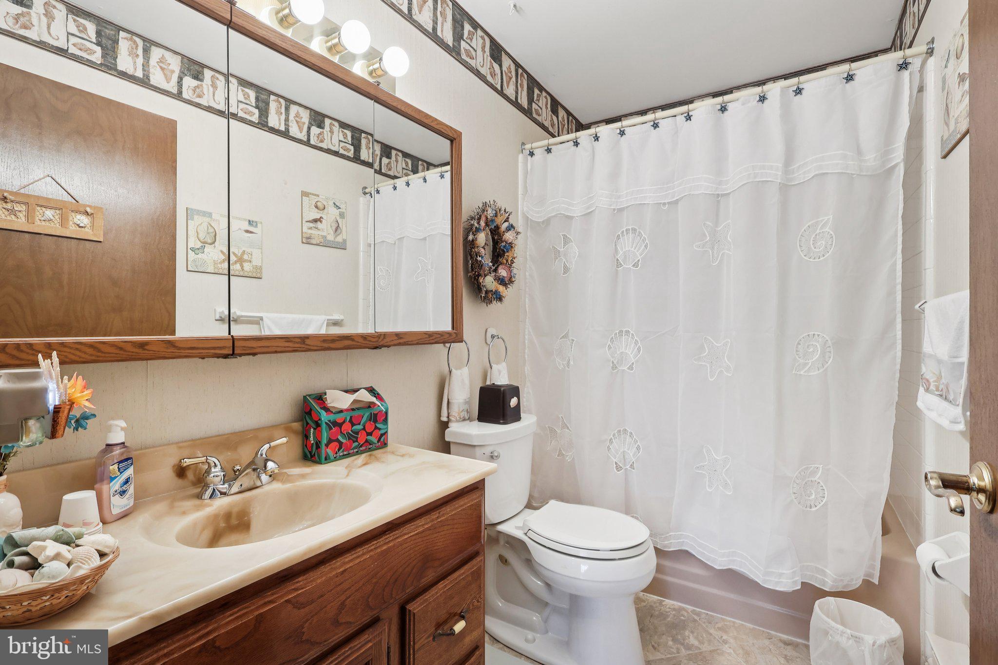 LEISURETOWNE - Residential