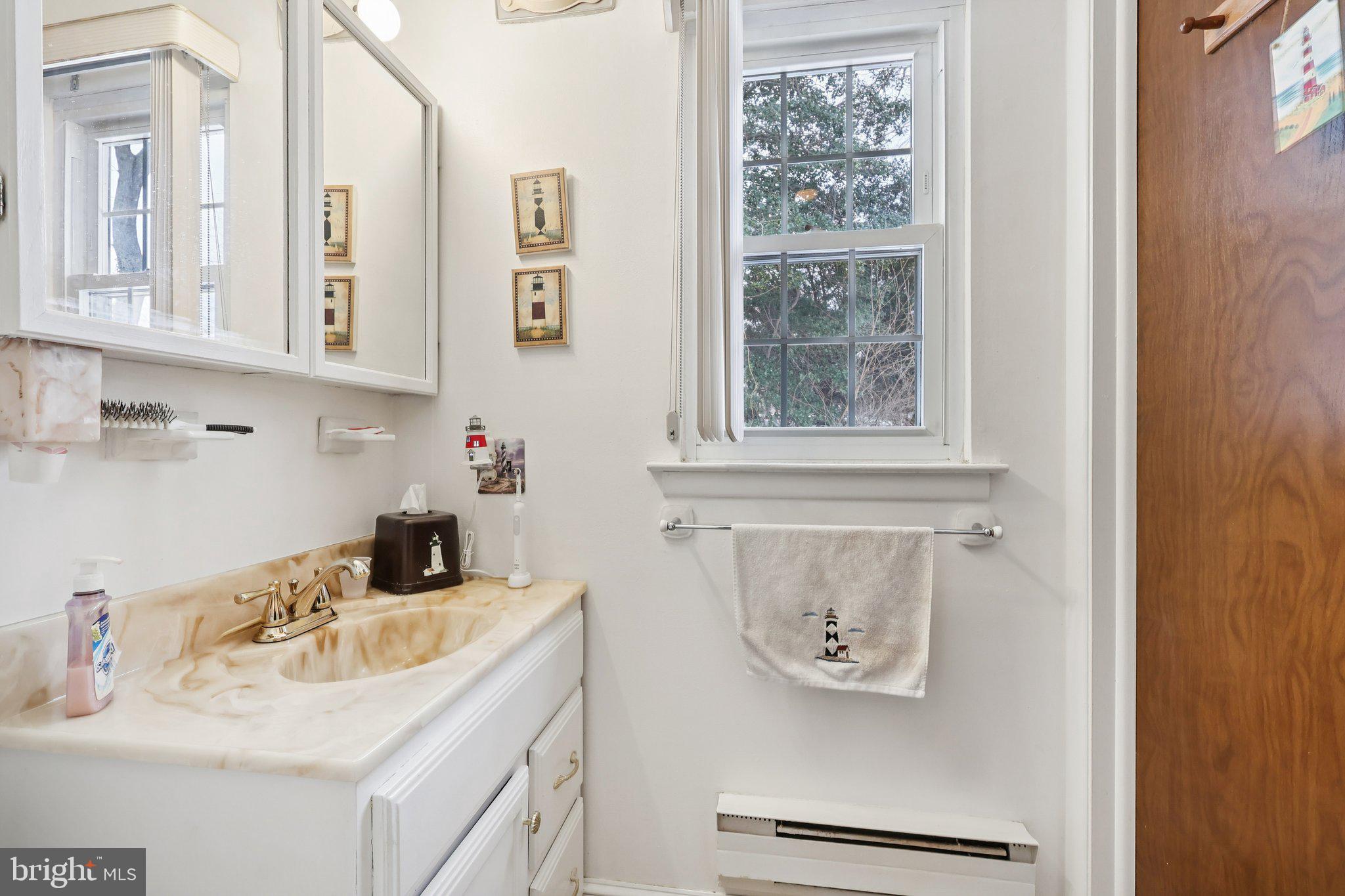 LEISURETOWNE - Residential