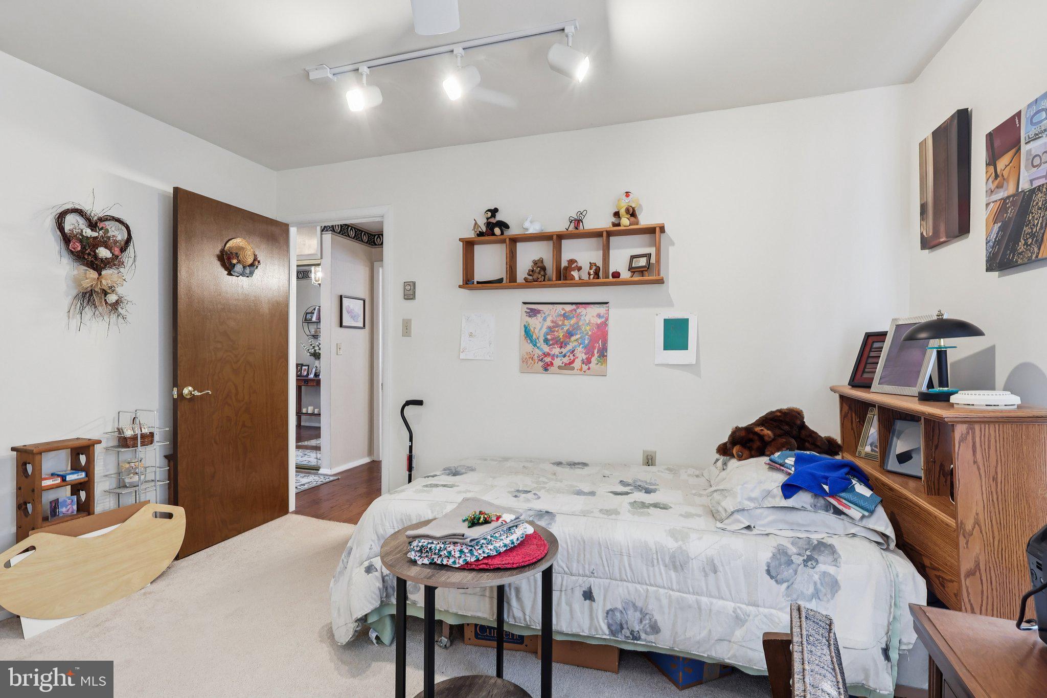 LEISURETOWNE - Residential