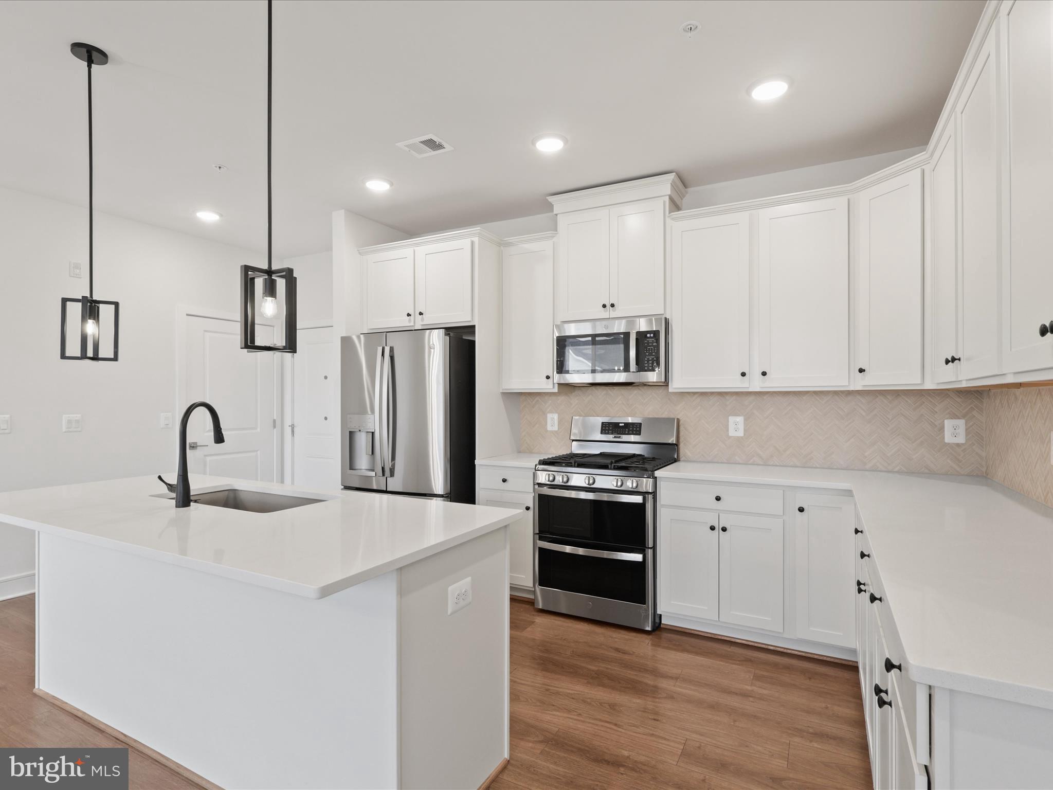 42874 FIREFLY SONATA TERRACE 107