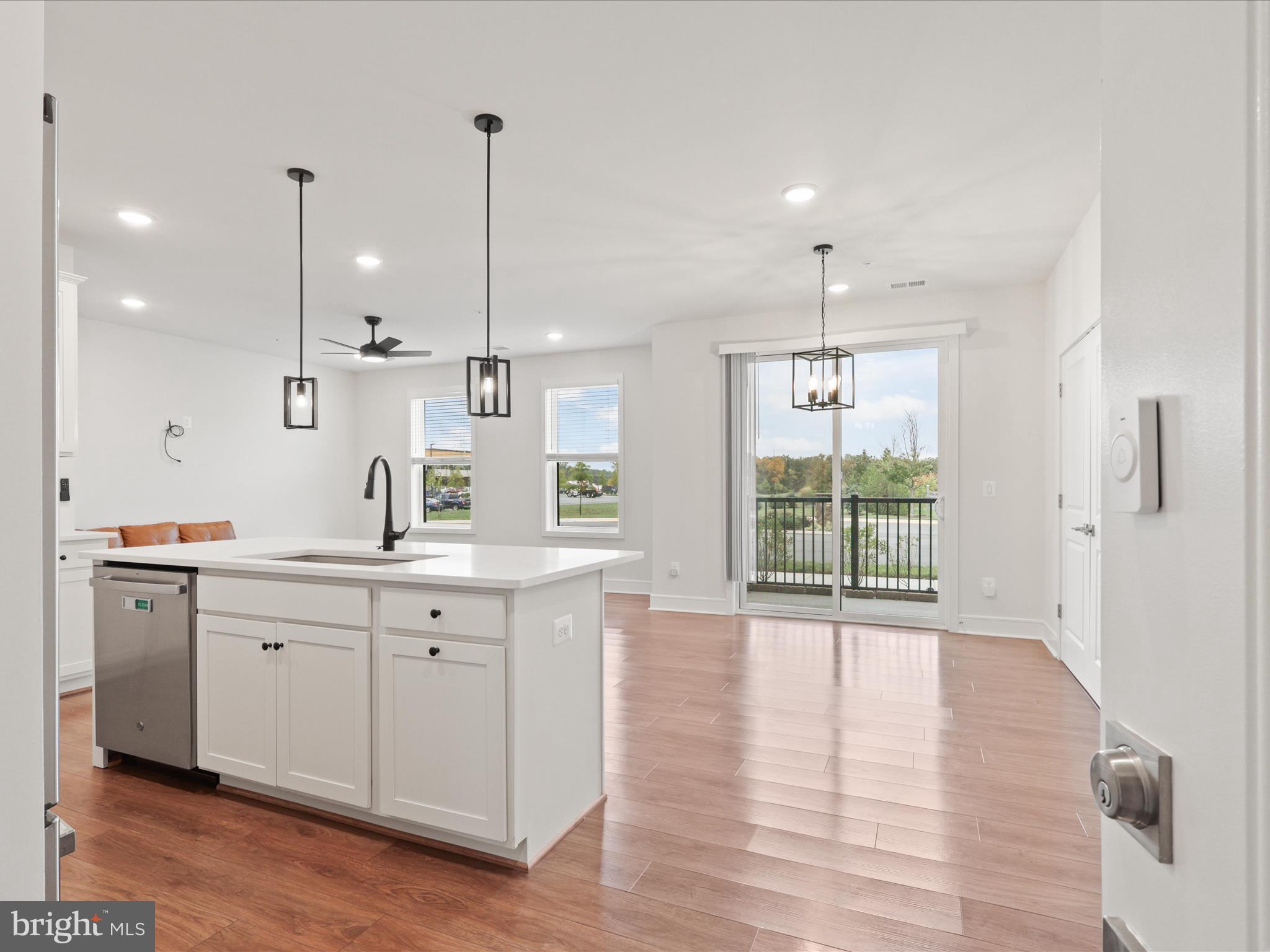 42874 FIREFLY SONATA TERRACE 107