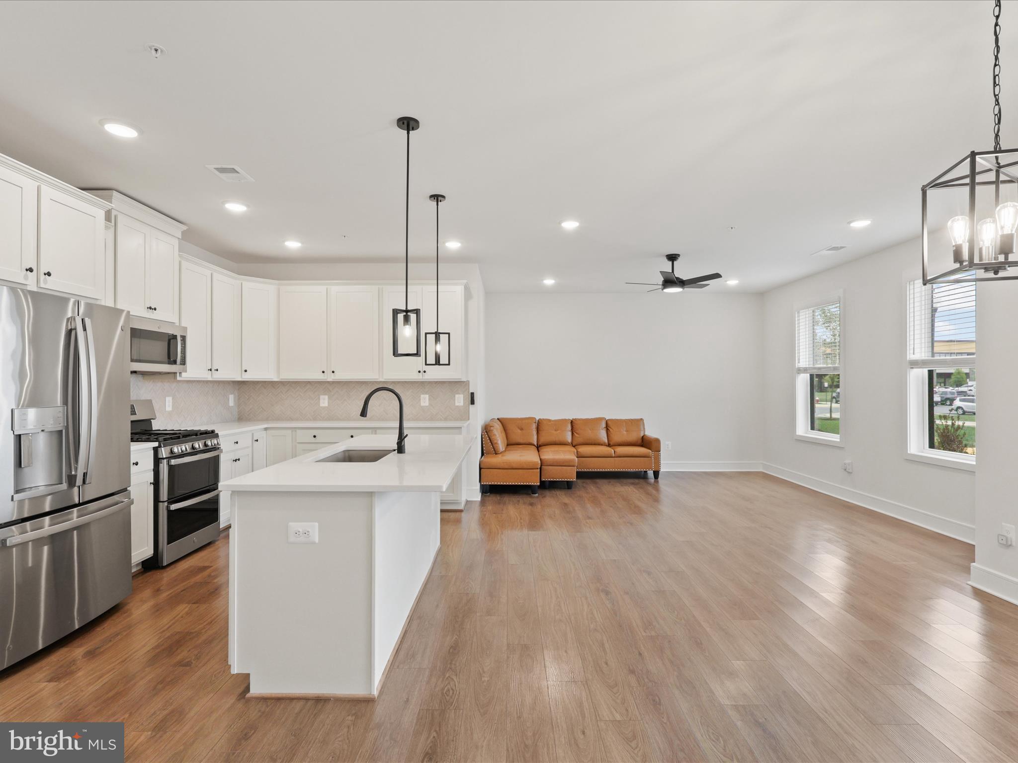 42874 FIREFLY SONATA TERRACE 107