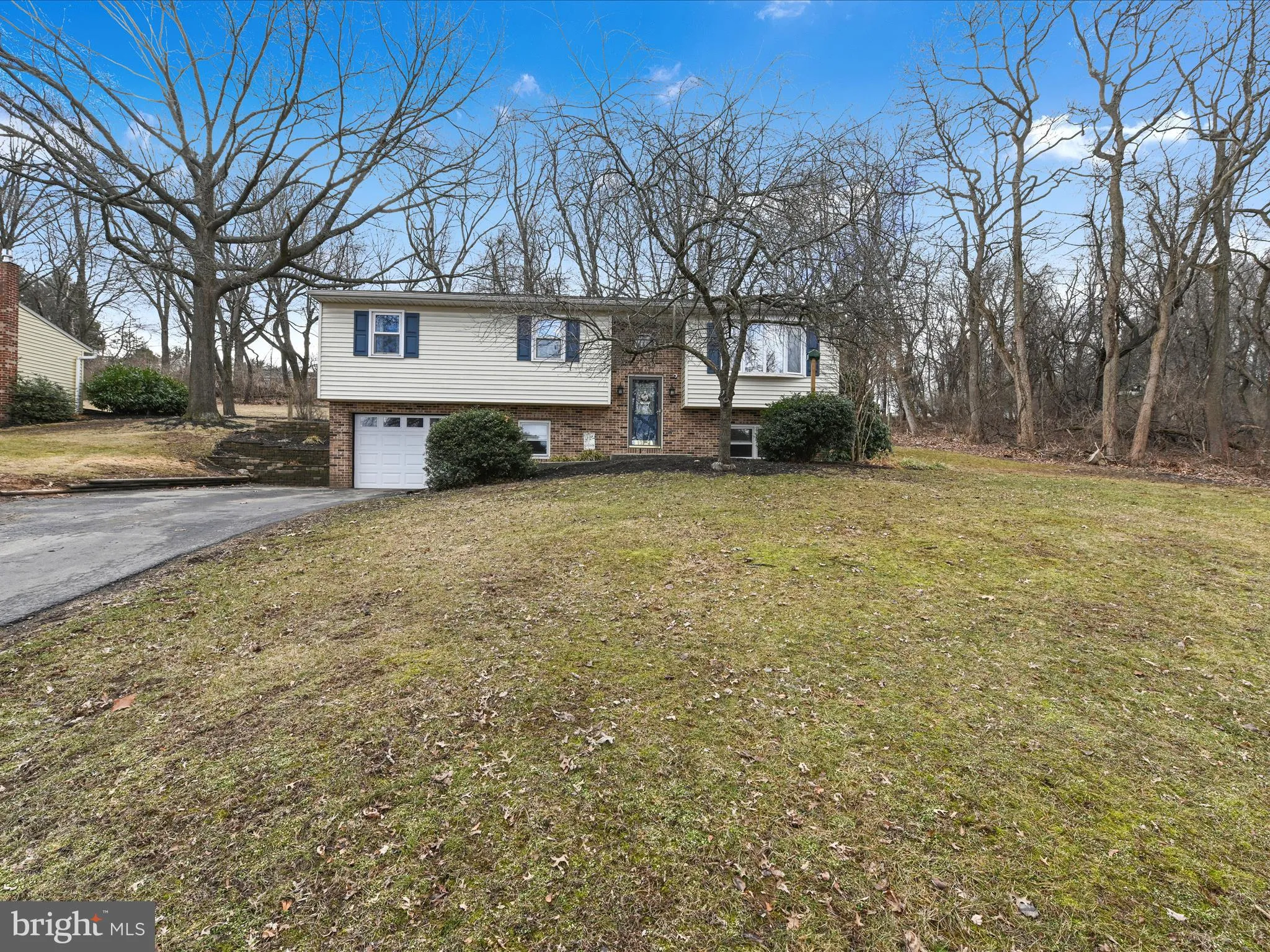 Harrisburg, Pennsylvania 17112, United States, 4 Bedrooms Bedrooms, ,3 BathroomsBathrooms,Residential,Pending,81233