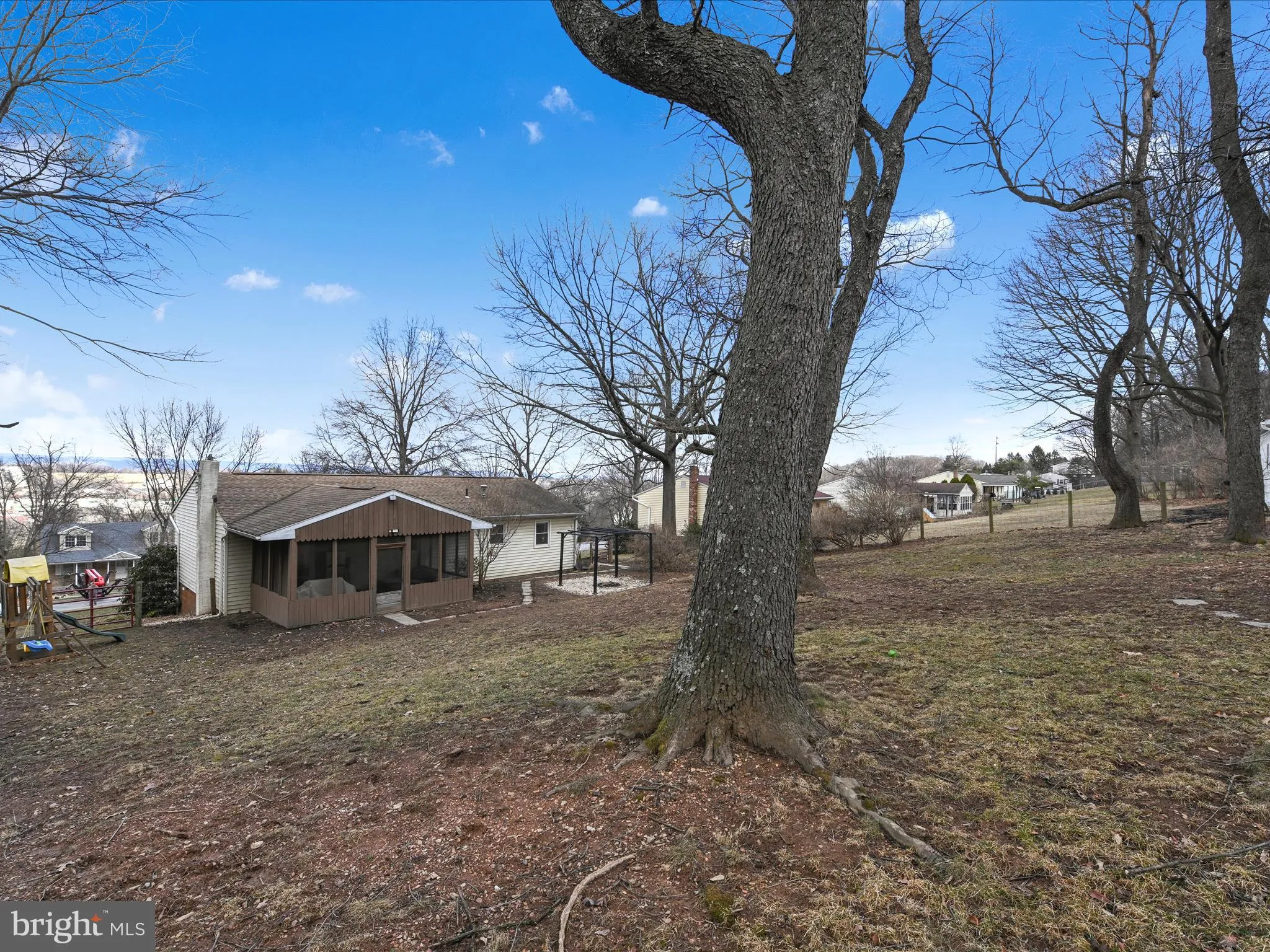 Harrisburg, Pennsylvania 17112, United States, 4 Bedrooms Bedrooms, ,3 BathroomsBathrooms,Residential,Pending,81233