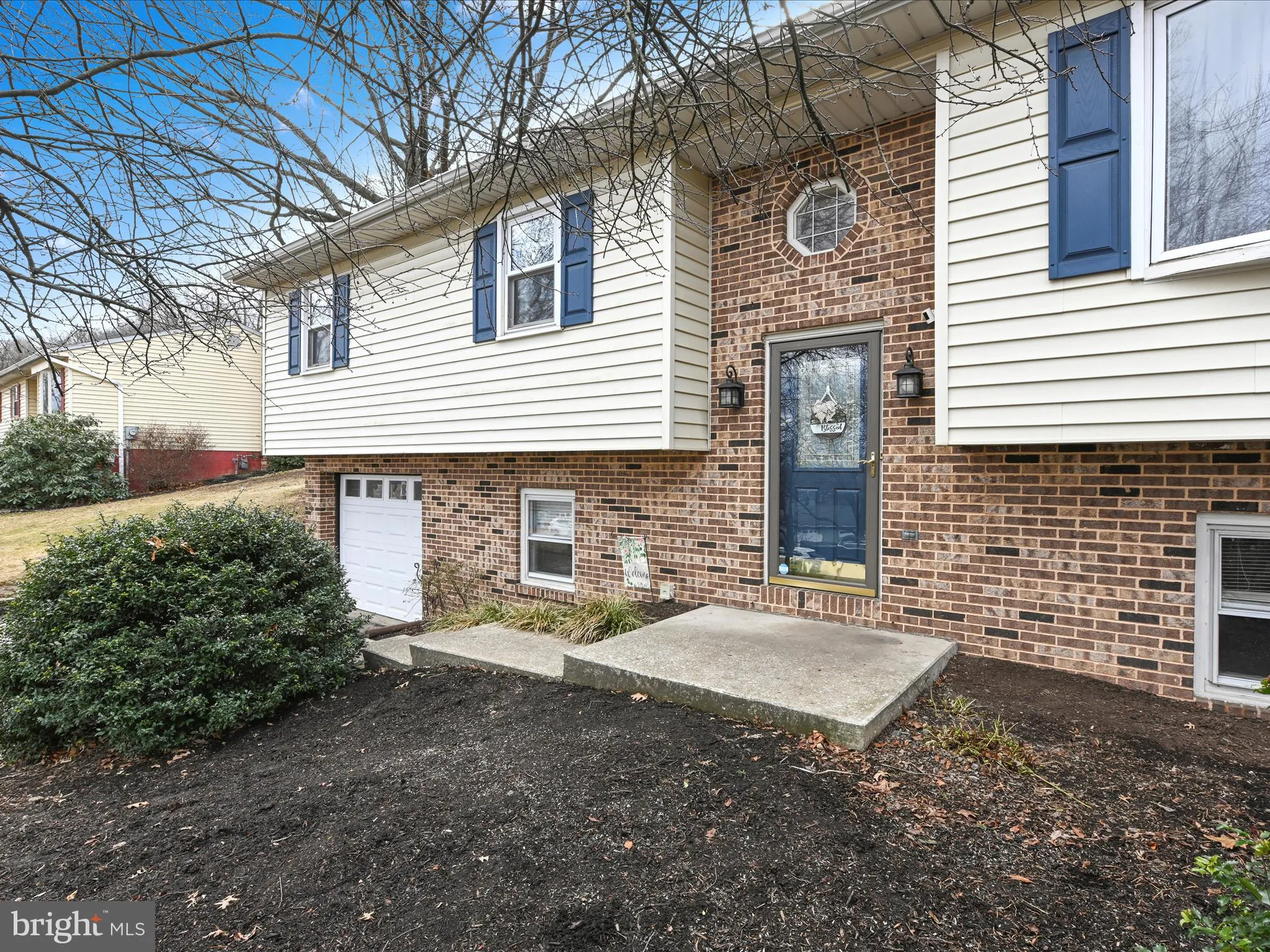 Harrisburg, Pennsylvania 17112, United States, 4 Bedrooms Bedrooms, ,3 BathroomsBathrooms,Residential,Pending,81233