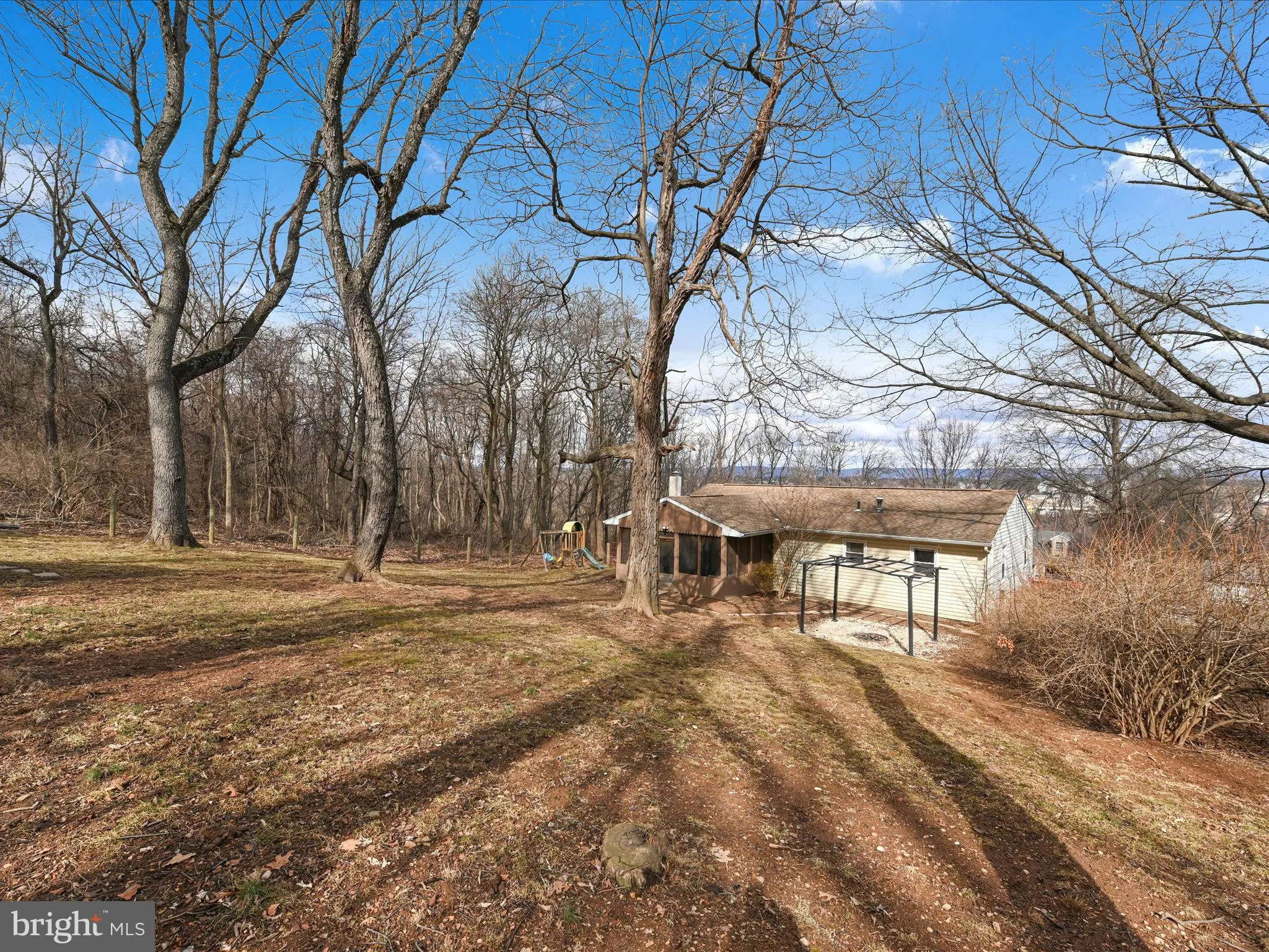 Harrisburg, Pennsylvania 17112, United States, 4 Bedrooms Bedrooms, ,3 BathroomsBathrooms,Residential,Pending,81233