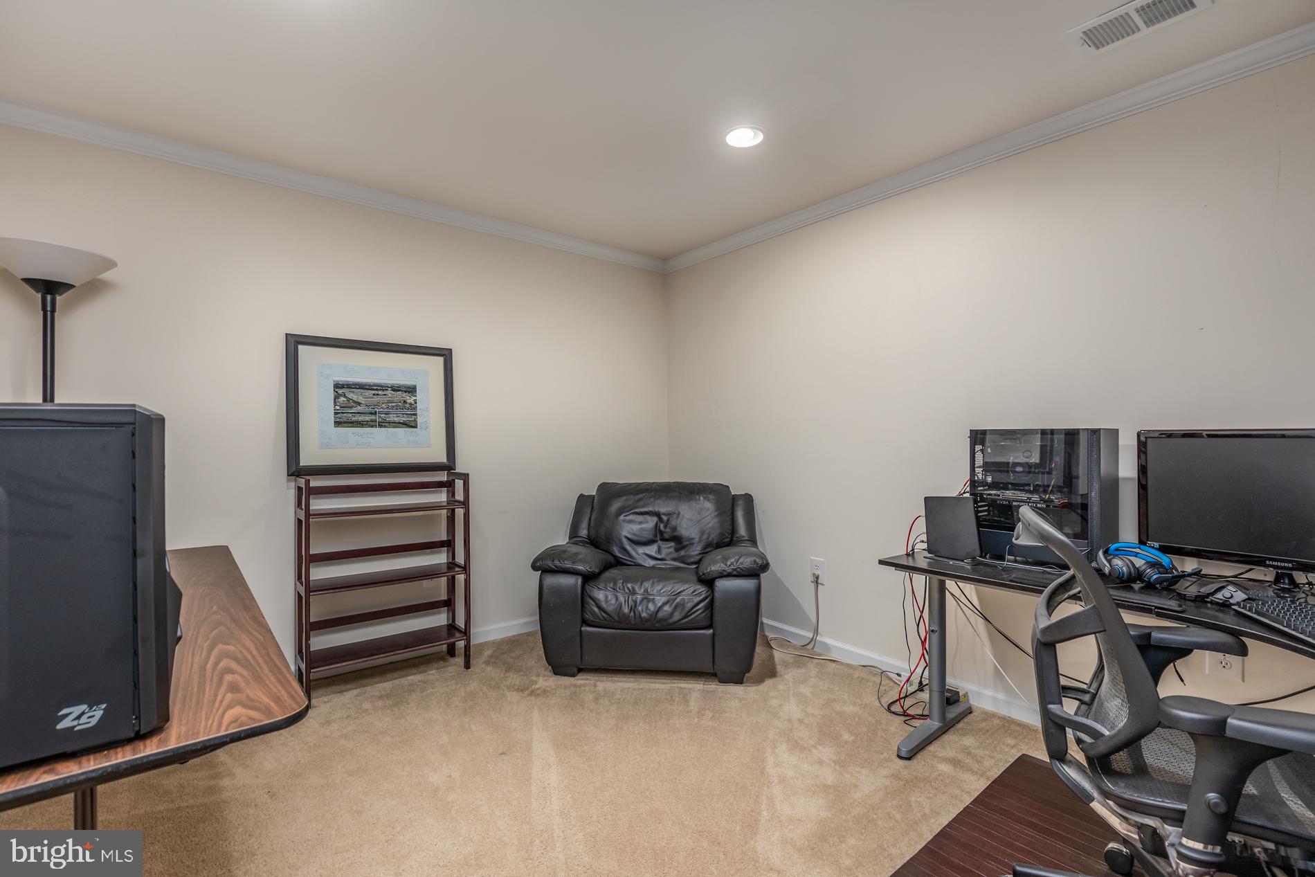 RIVER FALLS - Residential