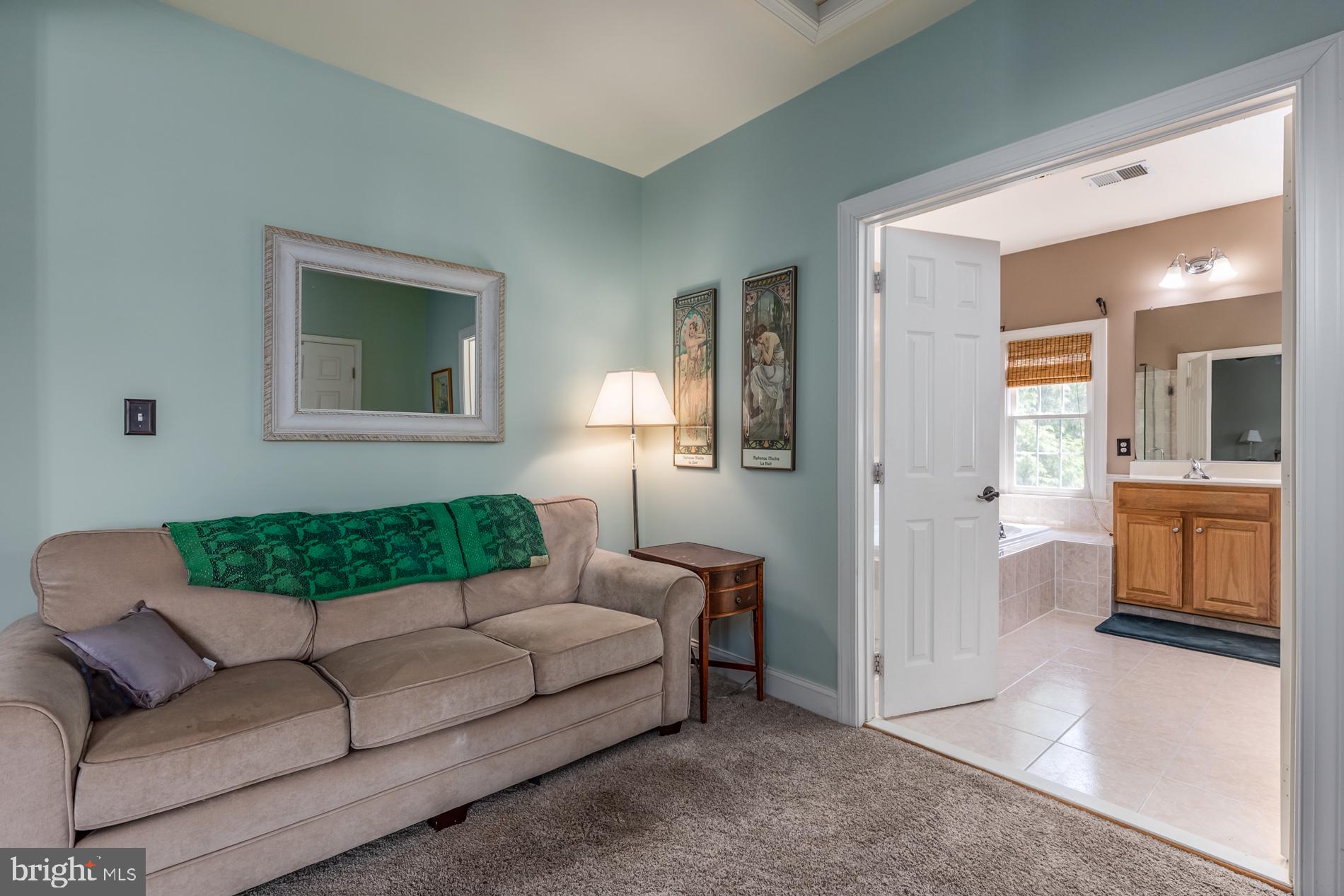 RIVER FALLS - Residential