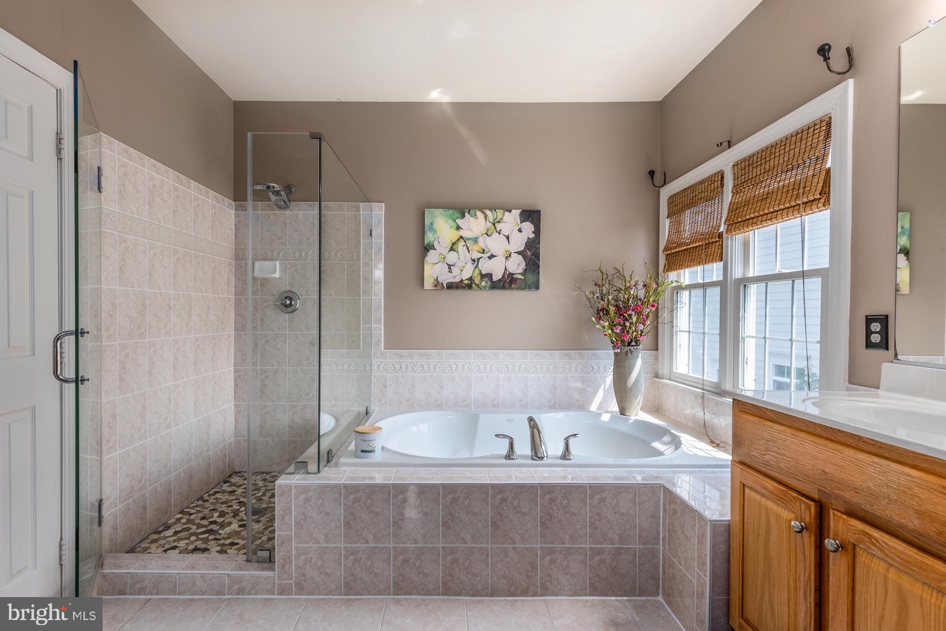 RIVER FALLS - Residential