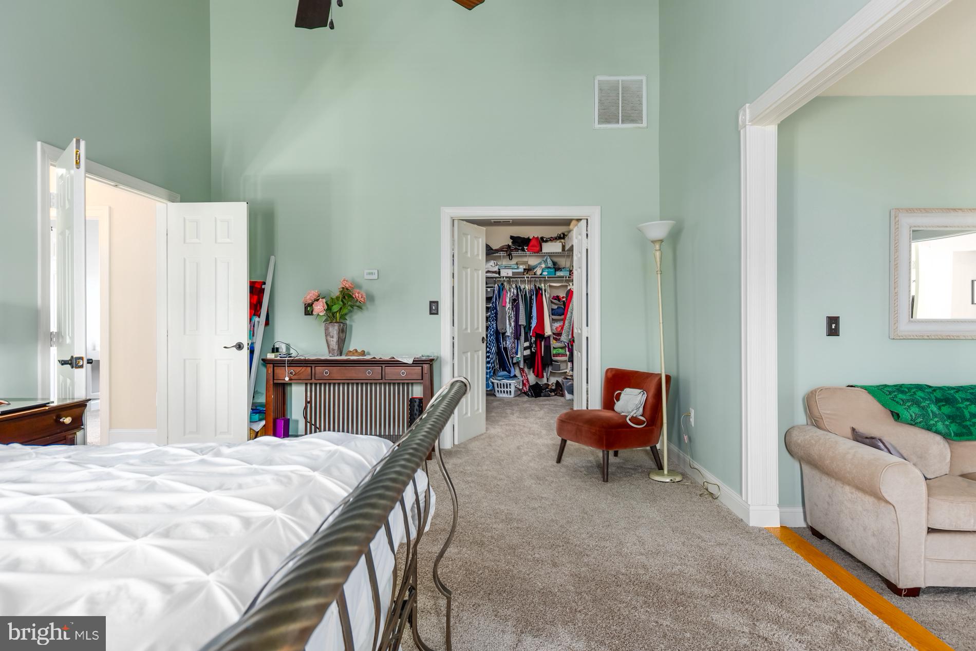 RIVER FALLS - Residential