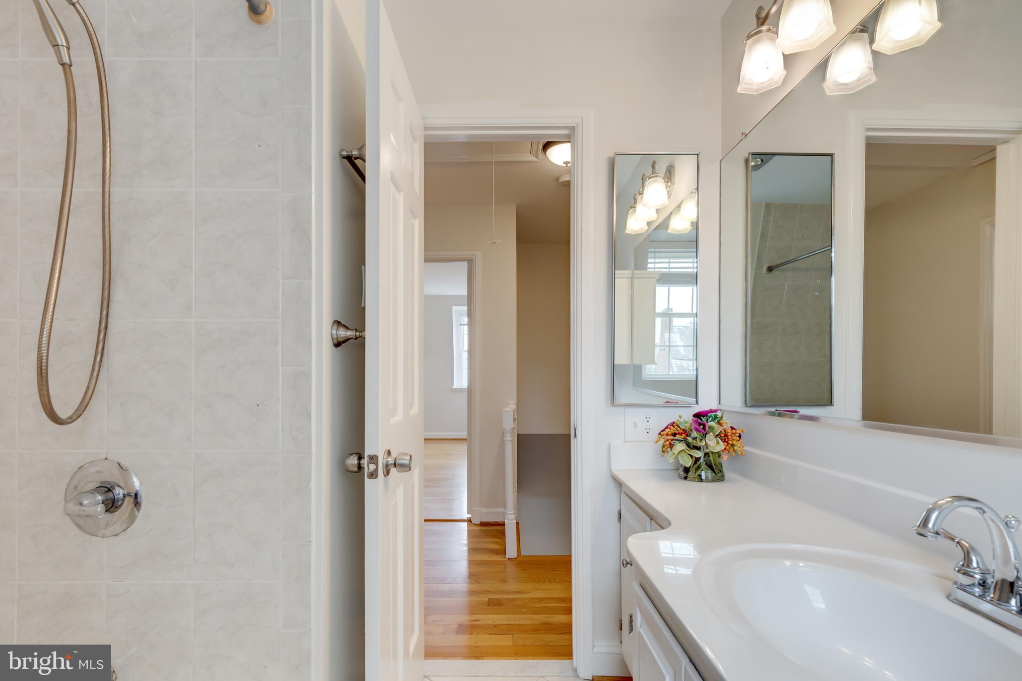 FAIRLINGTON ARBORS - Residential Lease