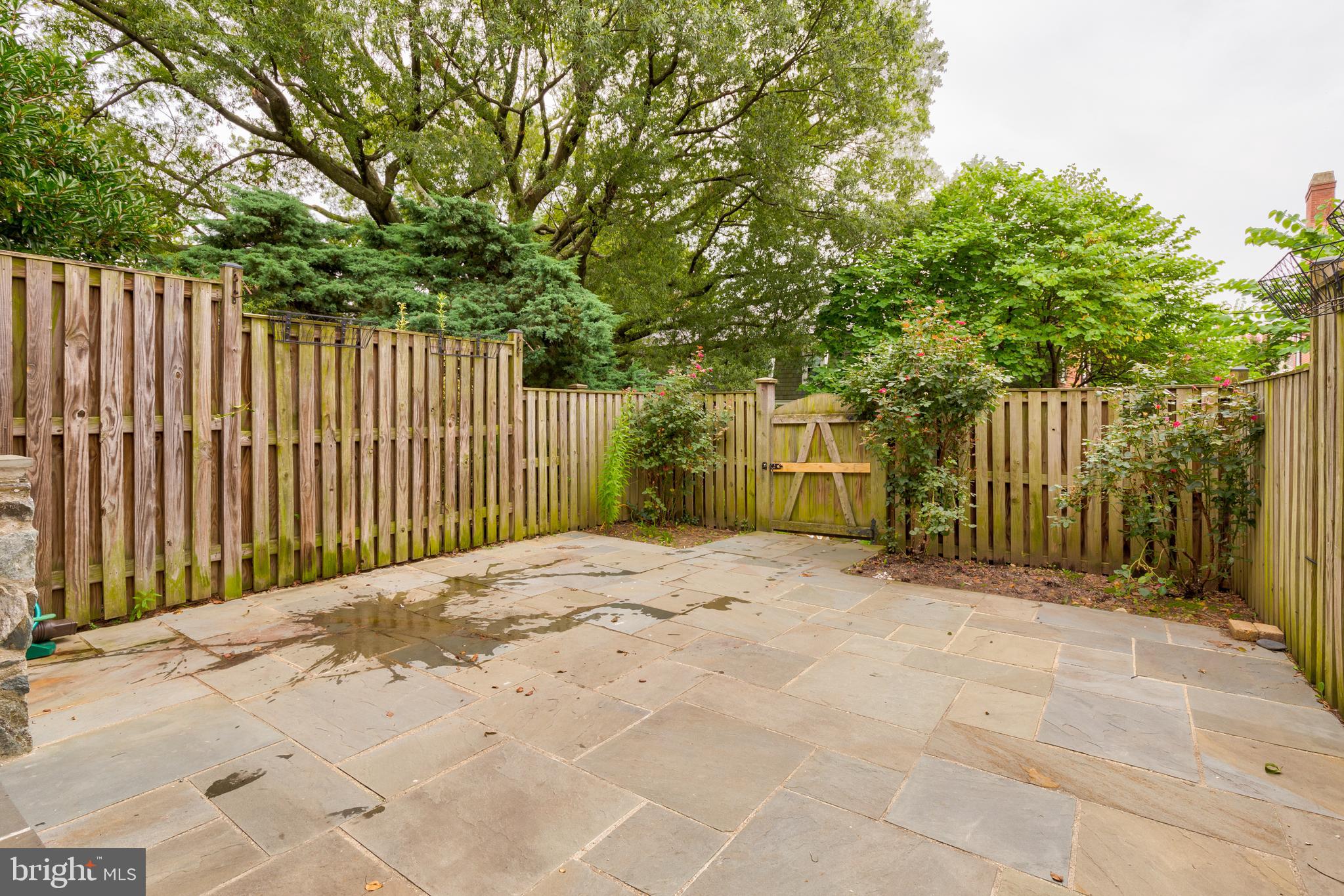 FAIRLINGTON ARBORS - Residential Lease