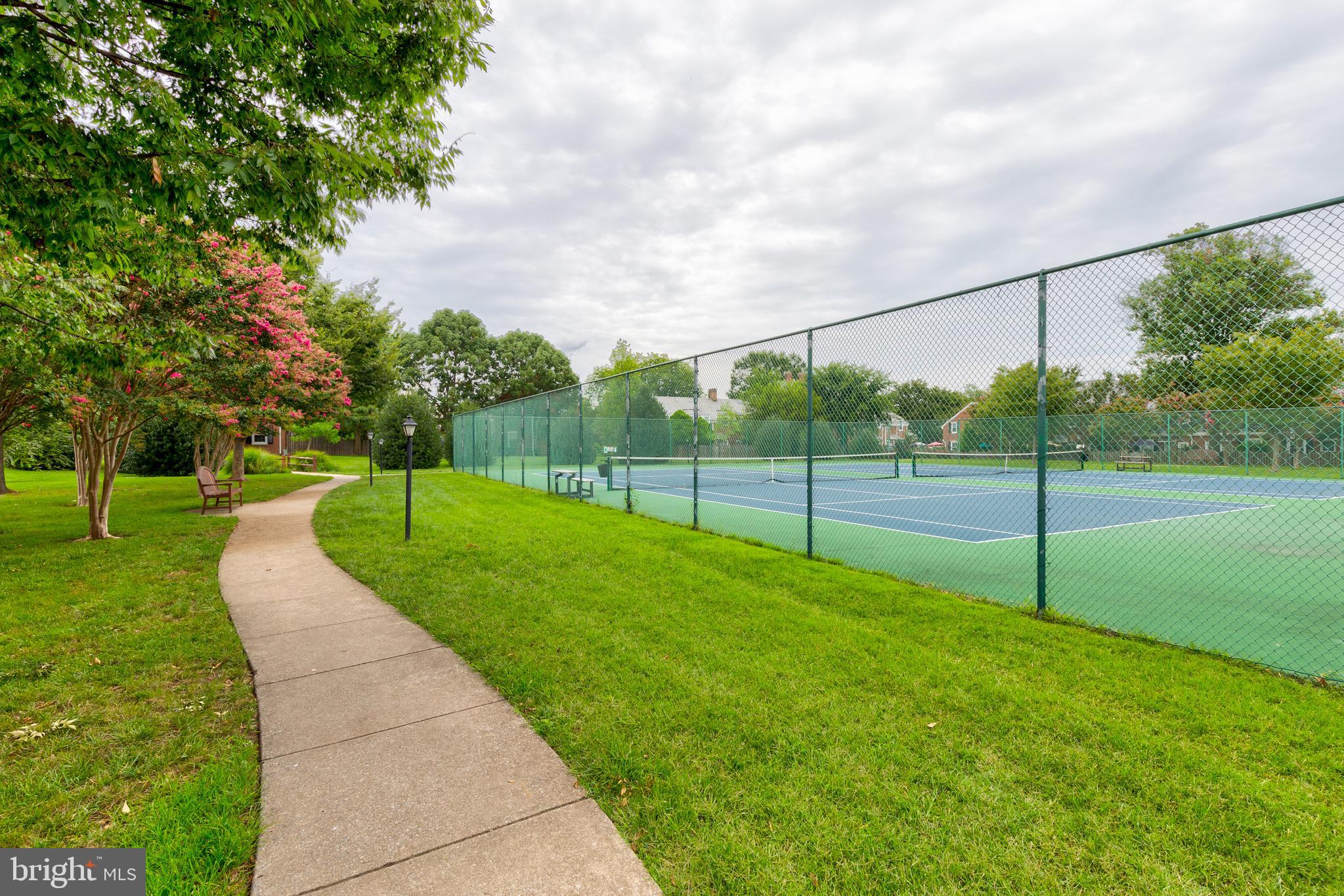 FAIRLINGTON ARBORS - Residential Lease