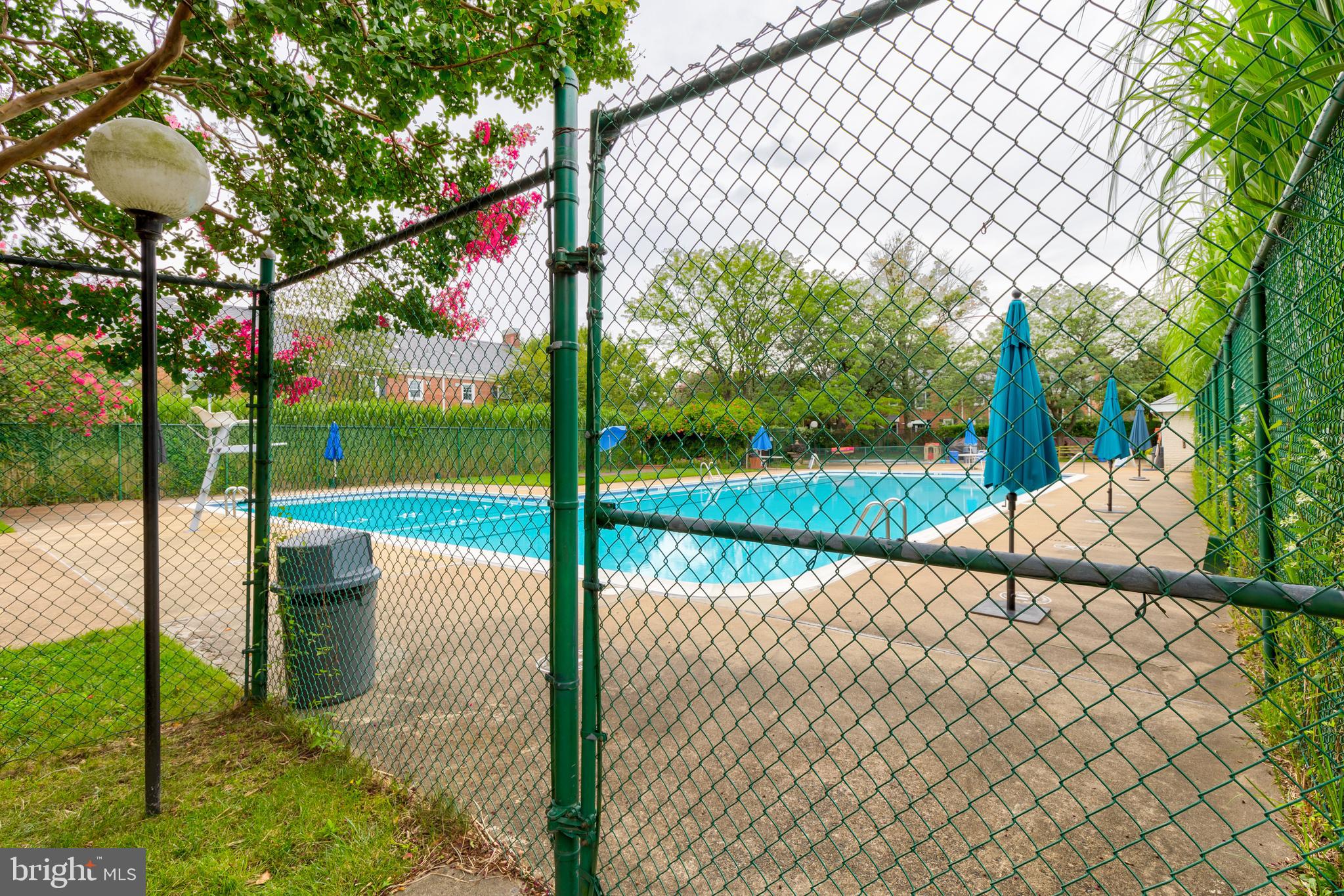 FAIRLINGTON ARBORS - Residential Lease