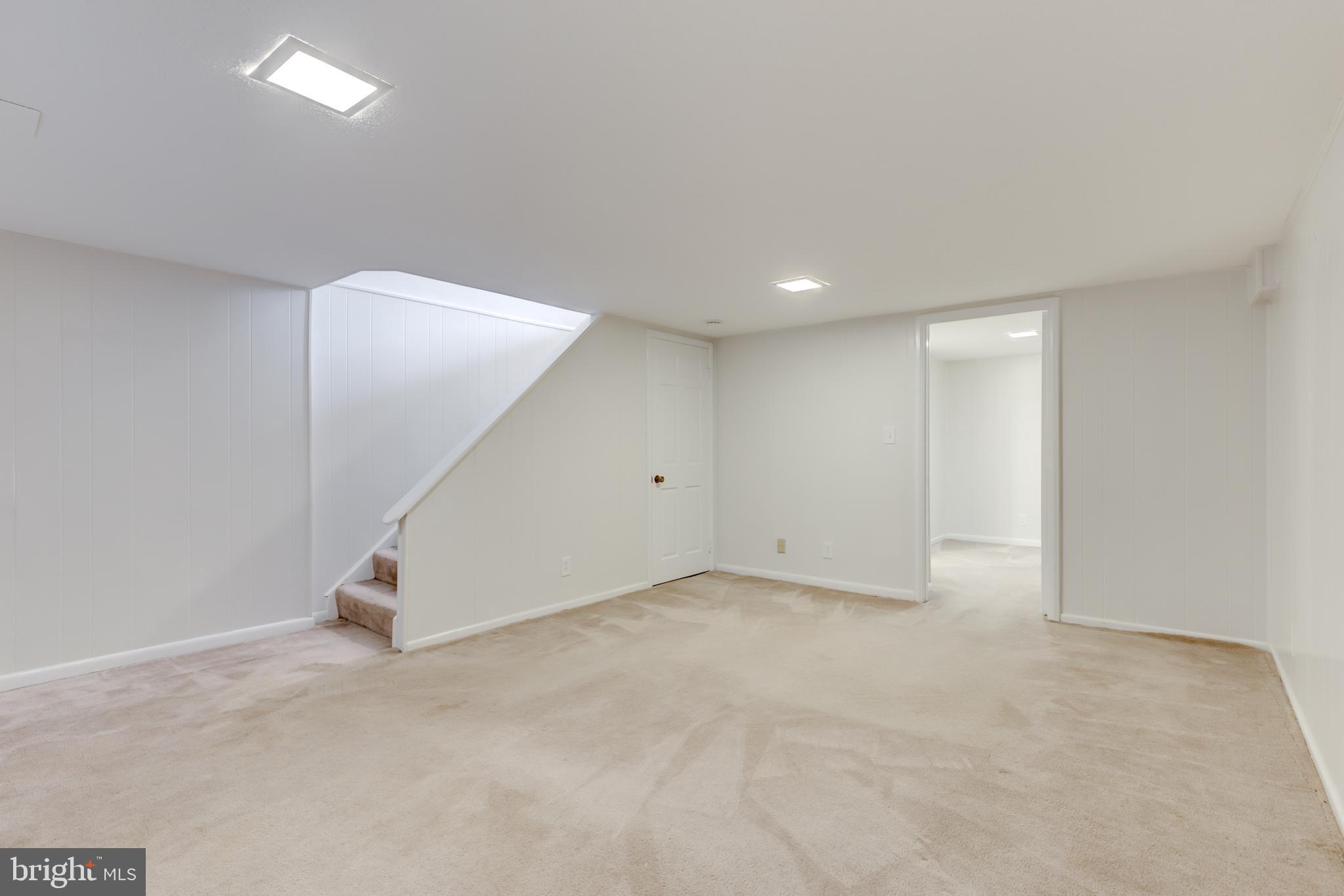 FAIRLINGTON ARBORS - Residential Lease