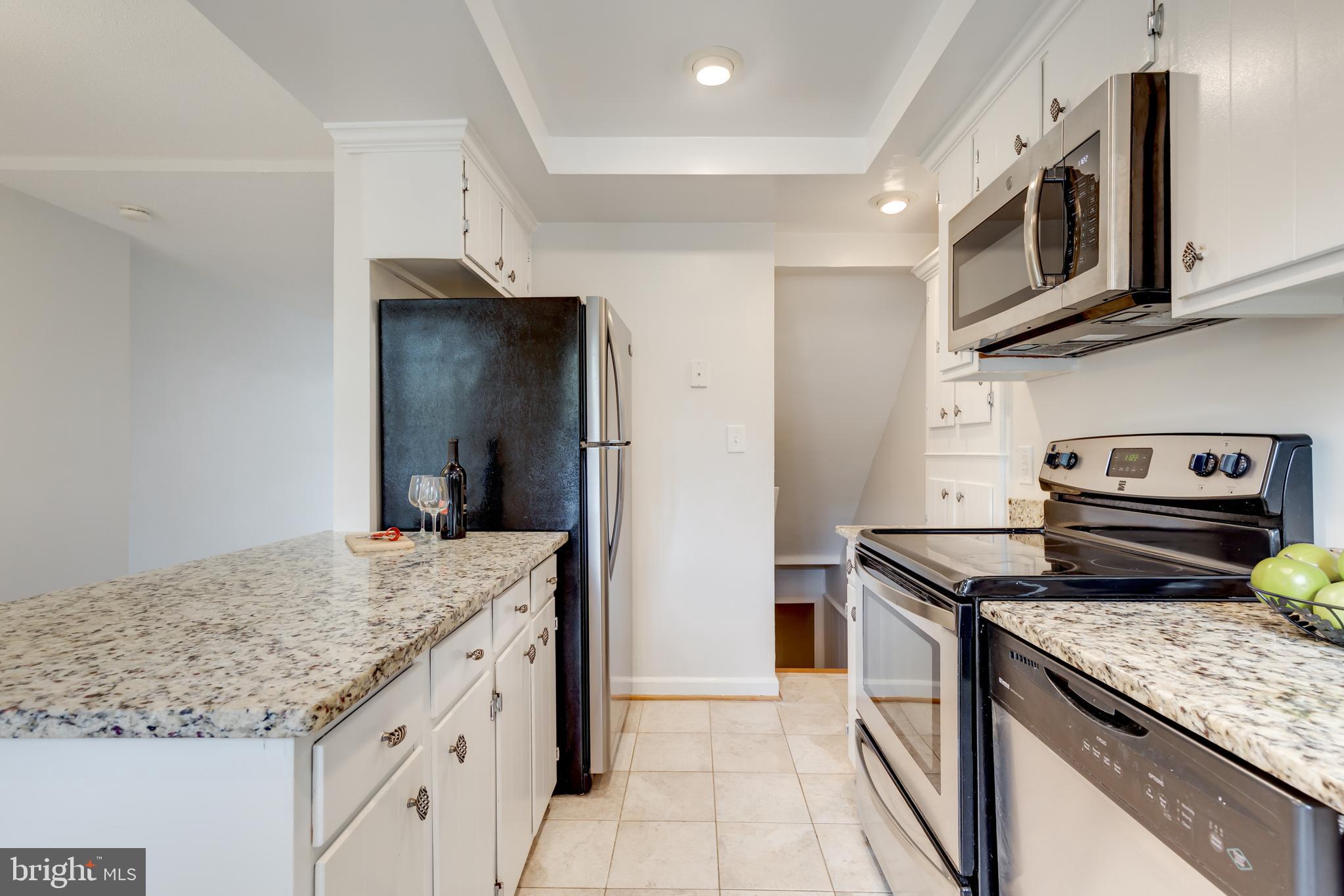 FAIRLINGTON ARBORS - Residential Lease