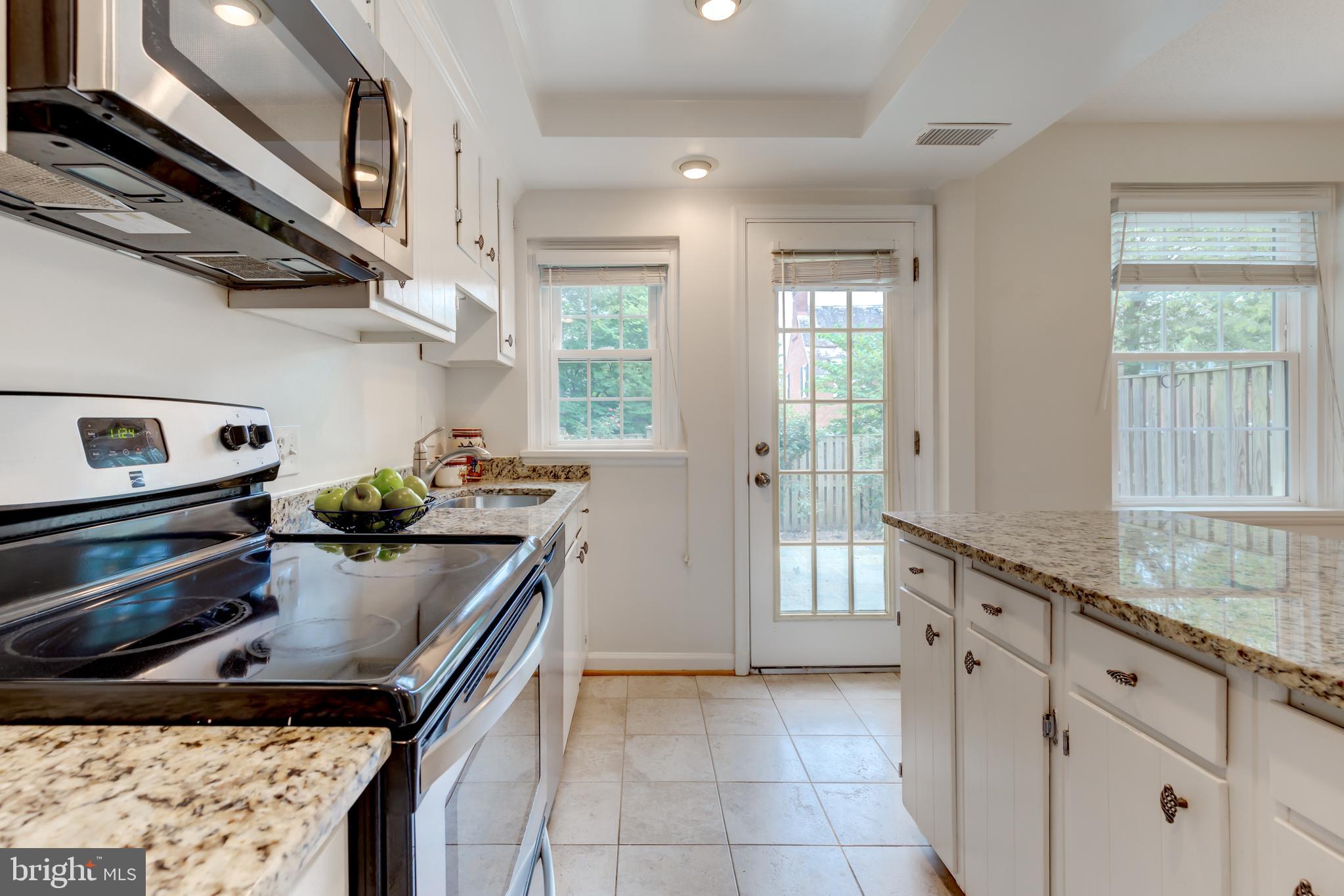 FAIRLINGTON ARBORS - Residential Lease