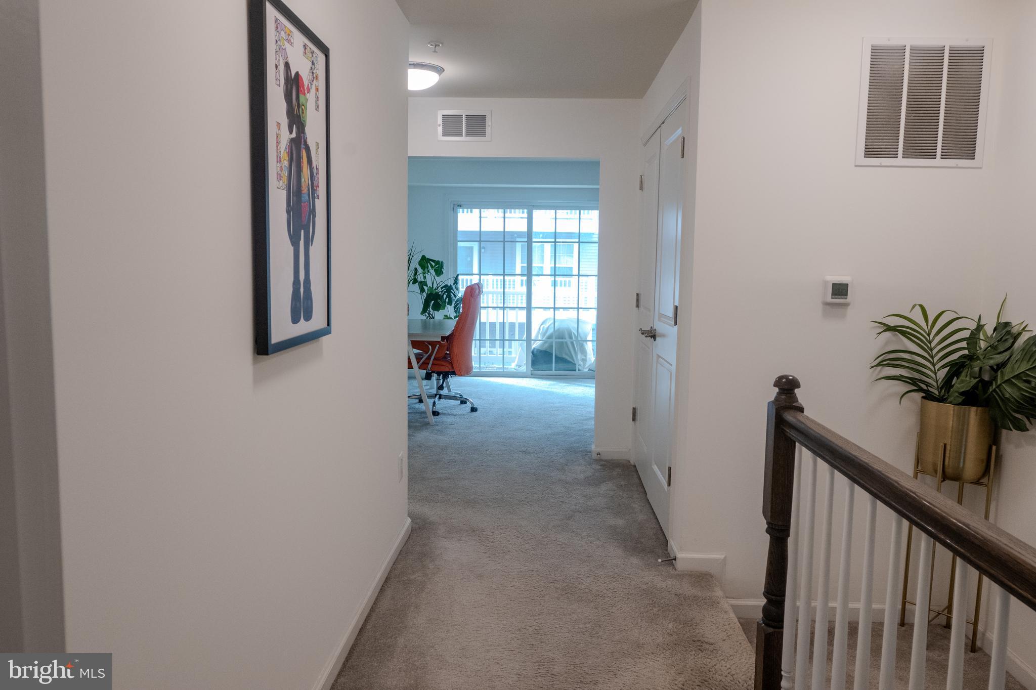 METRO POINTE - Residential