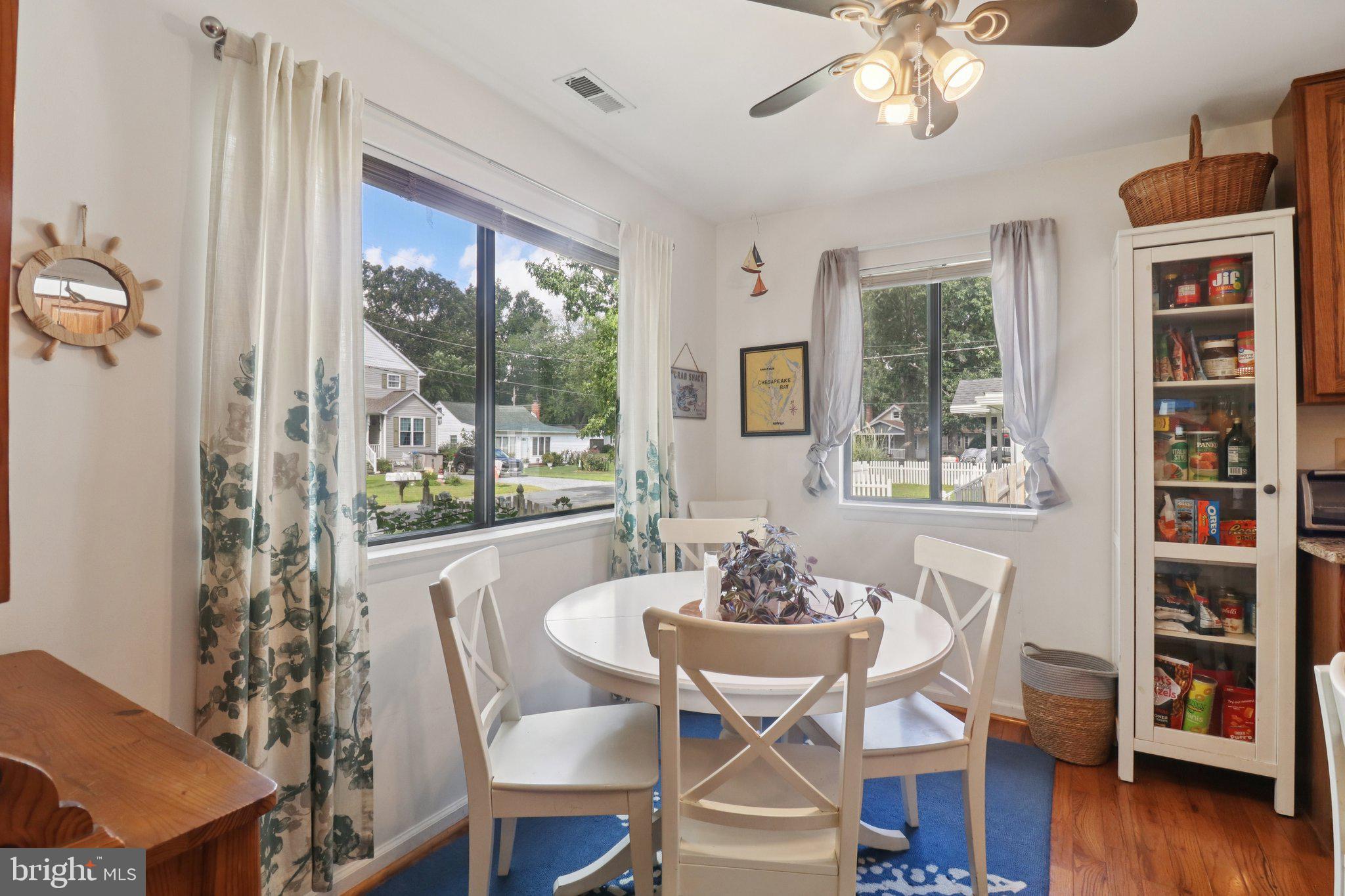 FRANKLIN MANOR BEACH - Residential