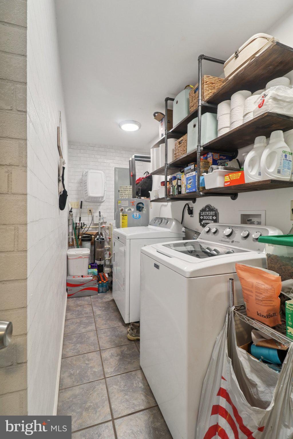 FRANKLIN MANOR BEACH - Residential