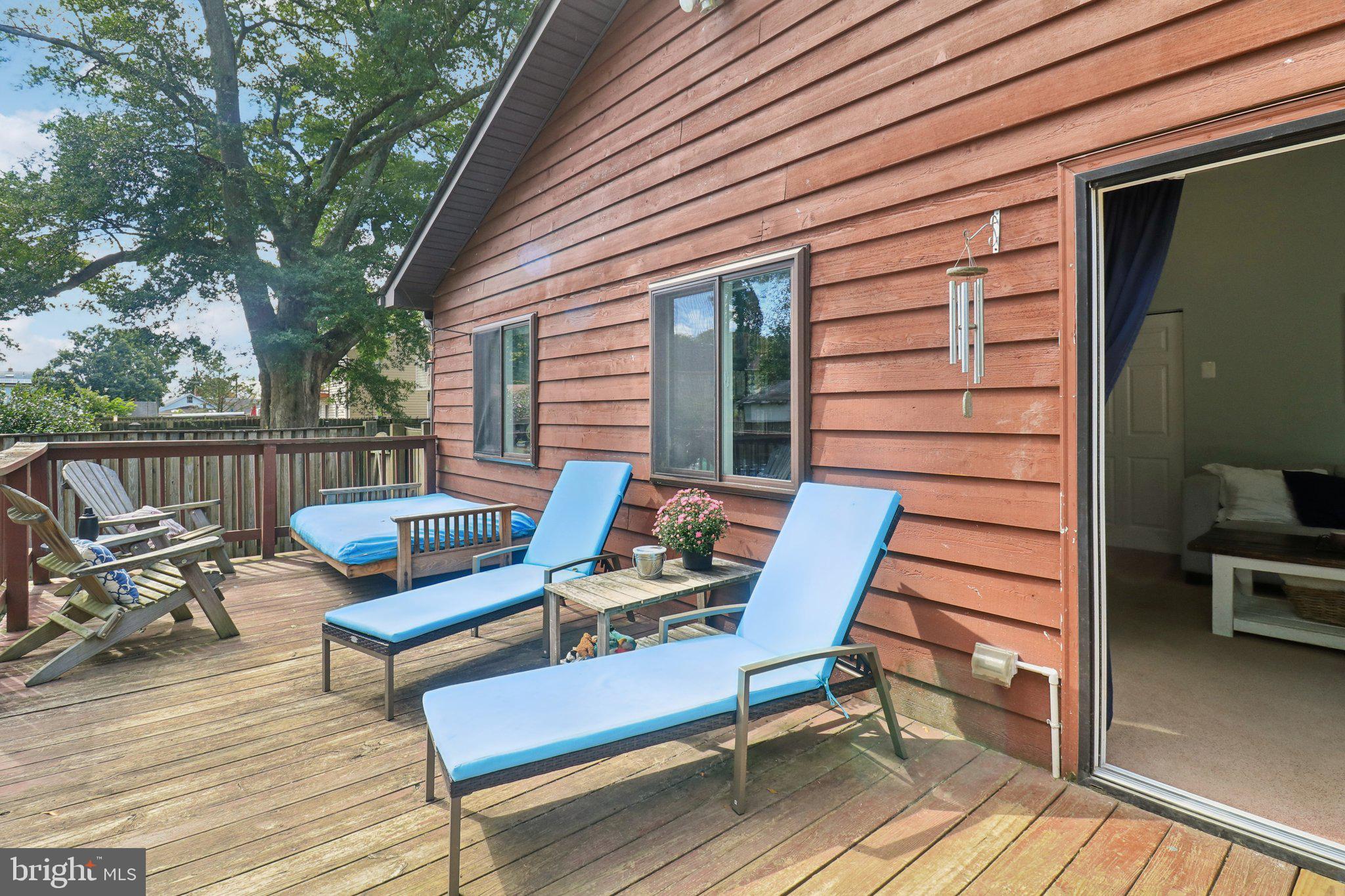 FRANKLIN MANOR BEACH - Residential