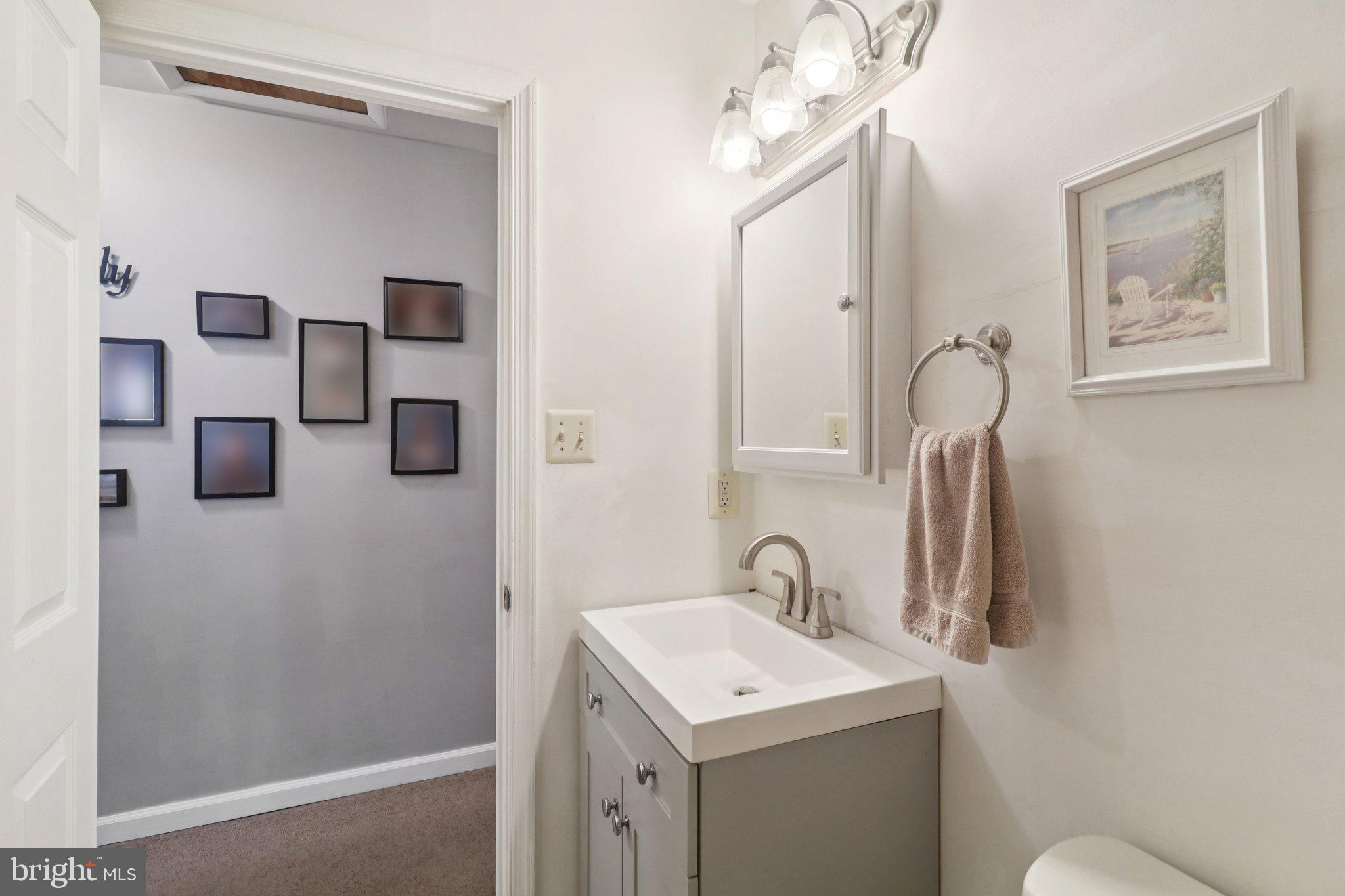 FRANKLIN MANOR BEACH - Residential