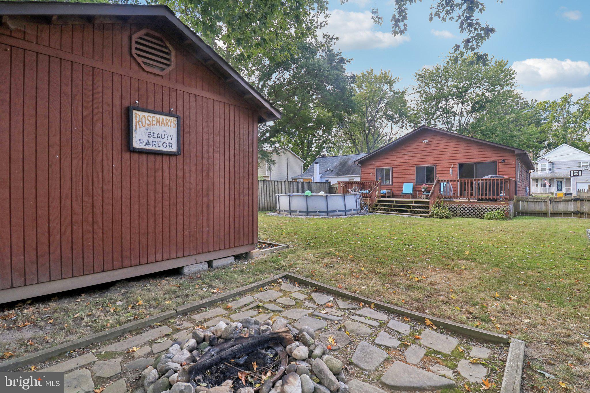 FRANKLIN MANOR BEACH - Residential