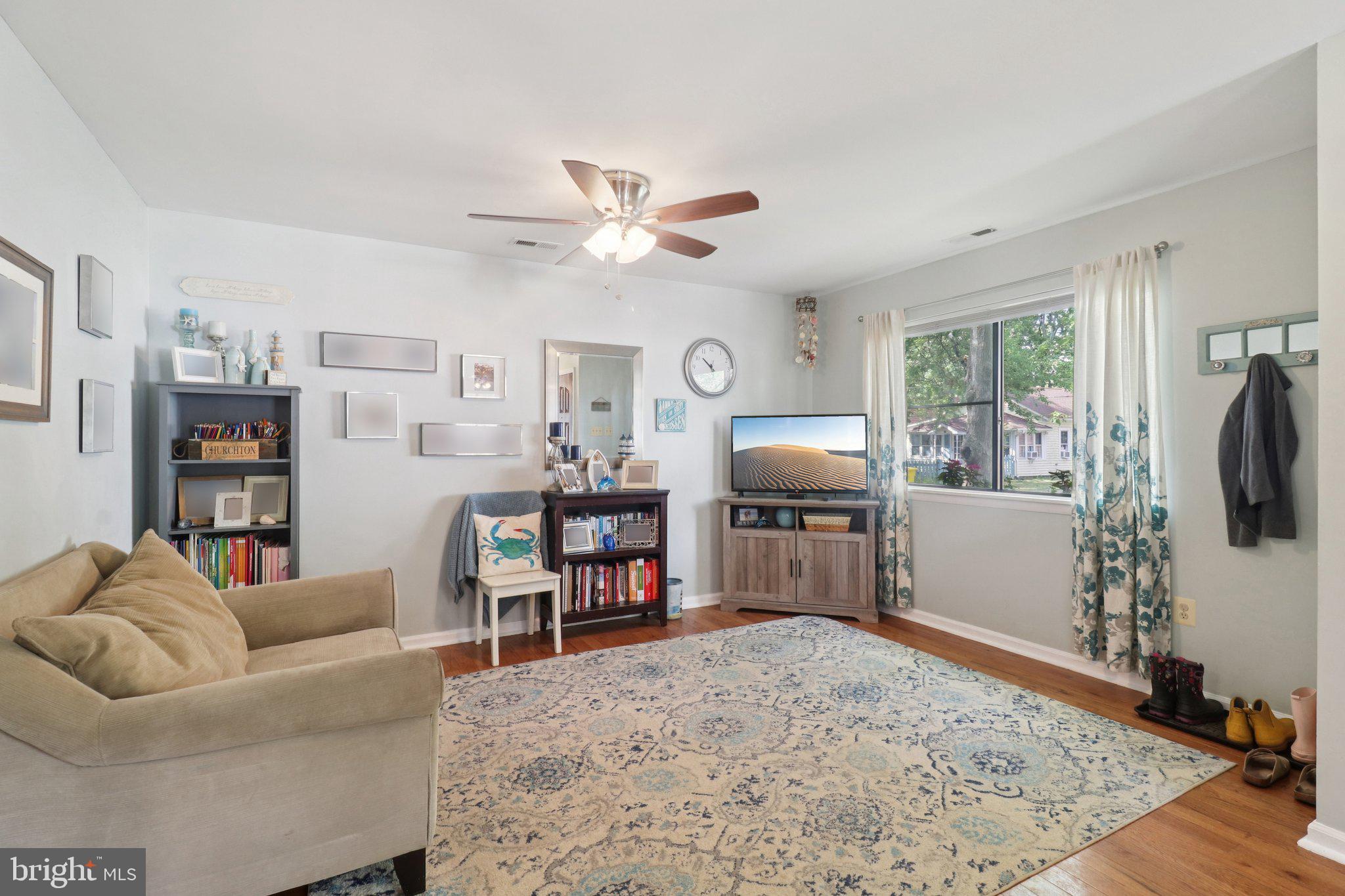 FRANKLIN MANOR BEACH - Residential