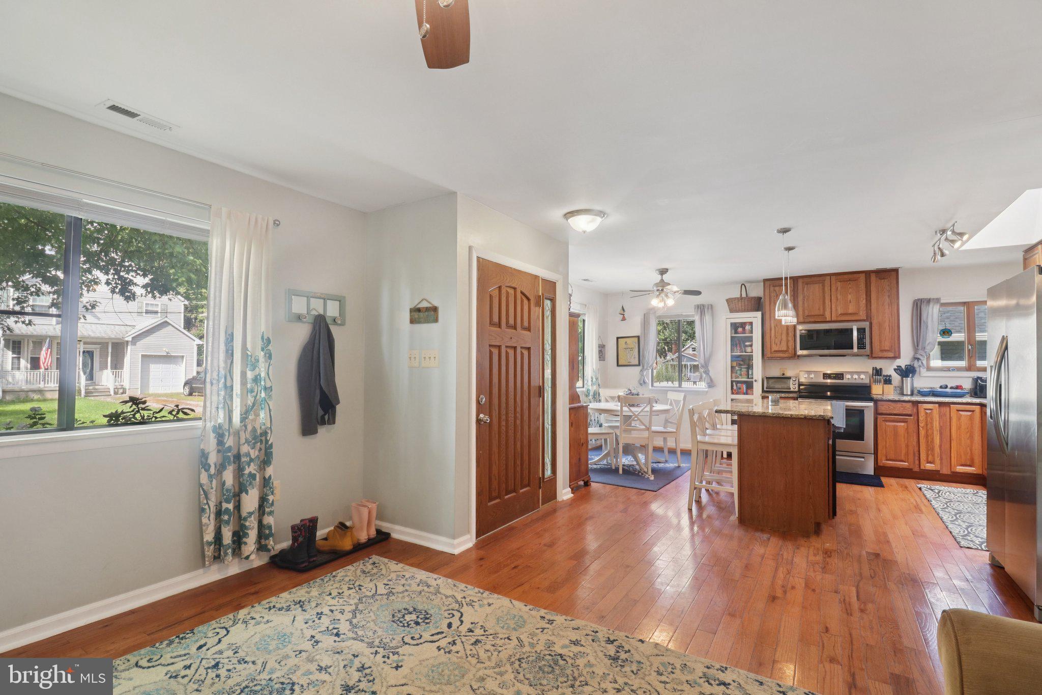 FRANKLIN MANOR BEACH - Residential